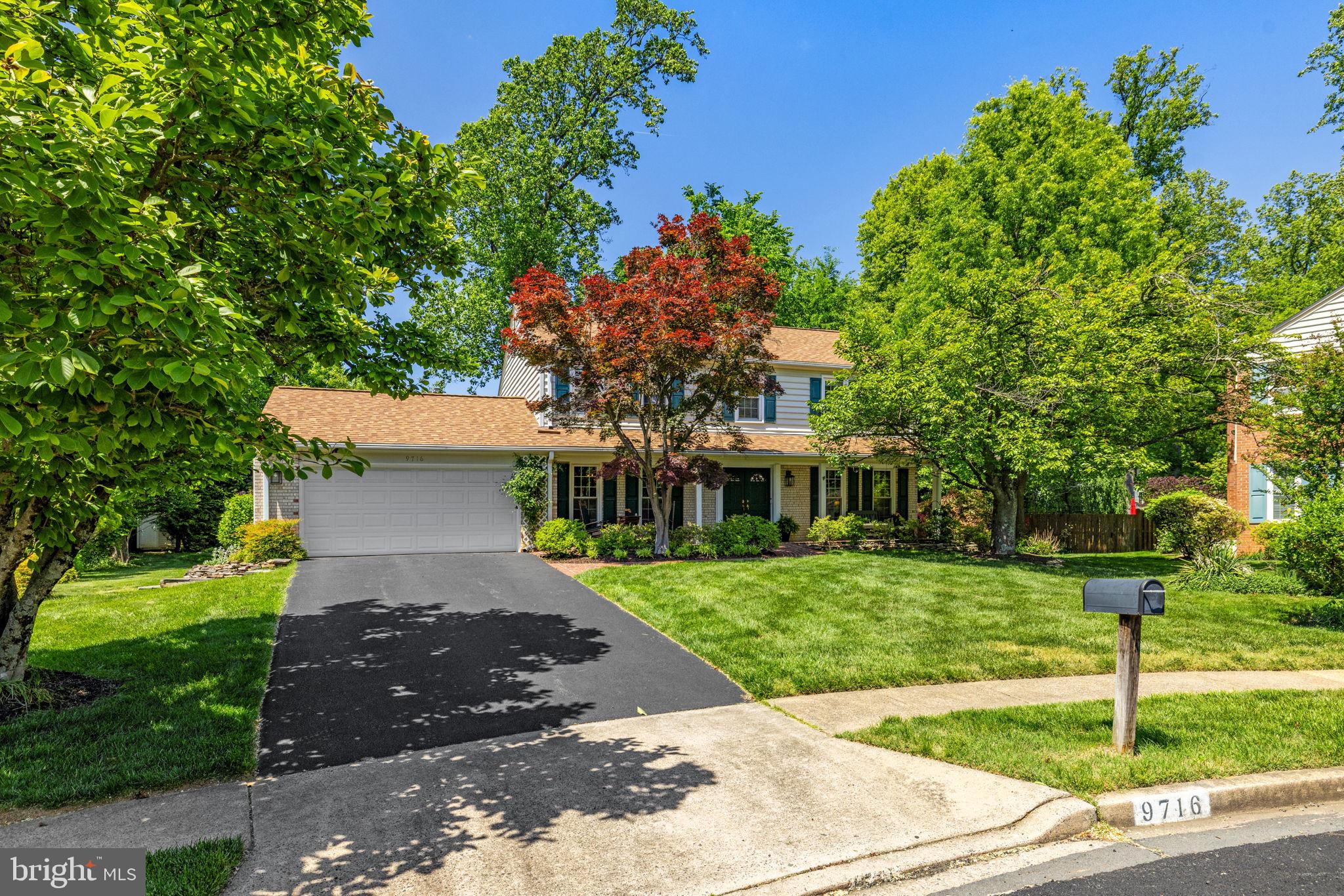 VIENNA OAKS - Residential