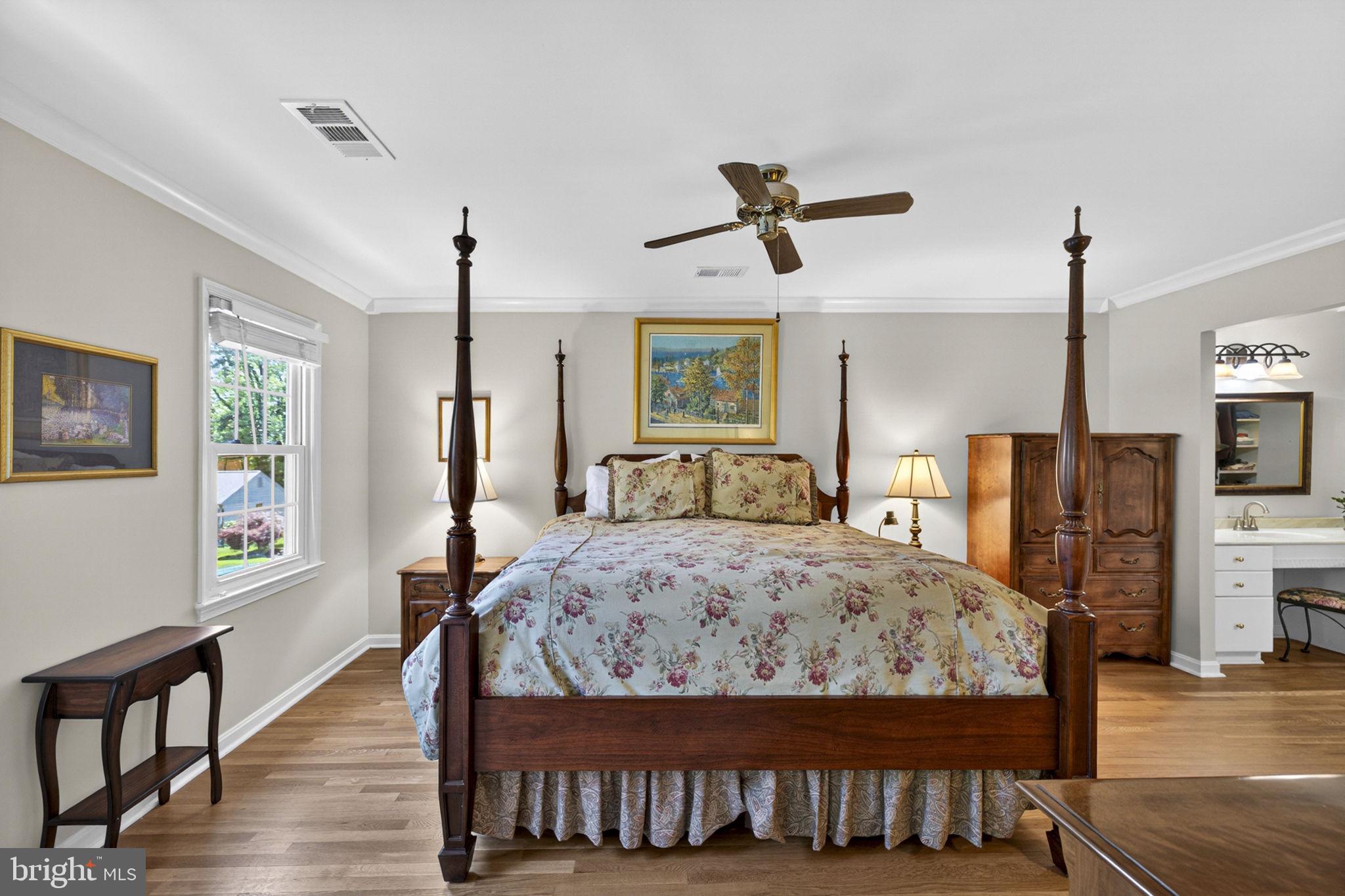 VIENNA OAKS - Residential
