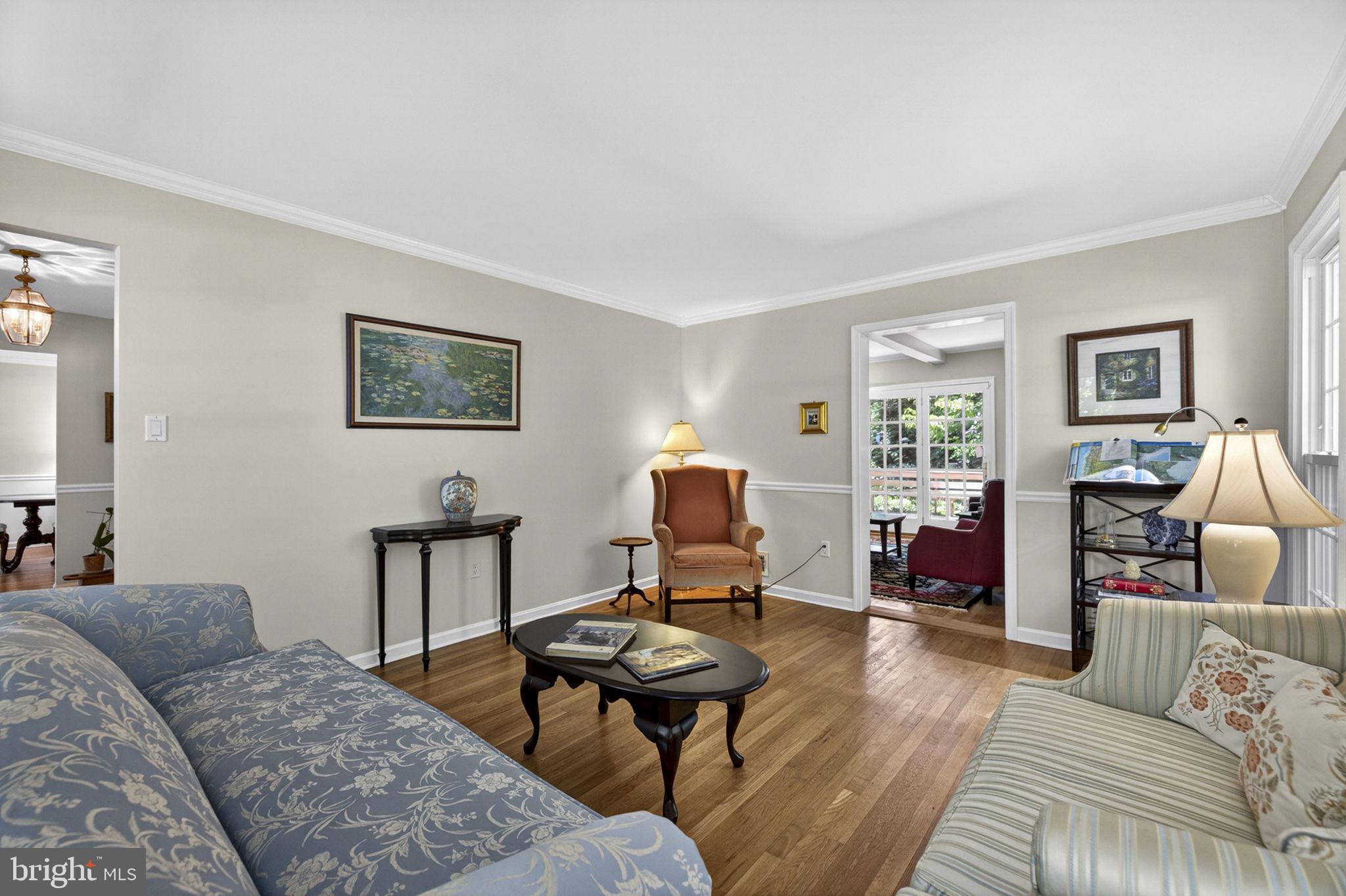 VIENNA OAKS - Residential