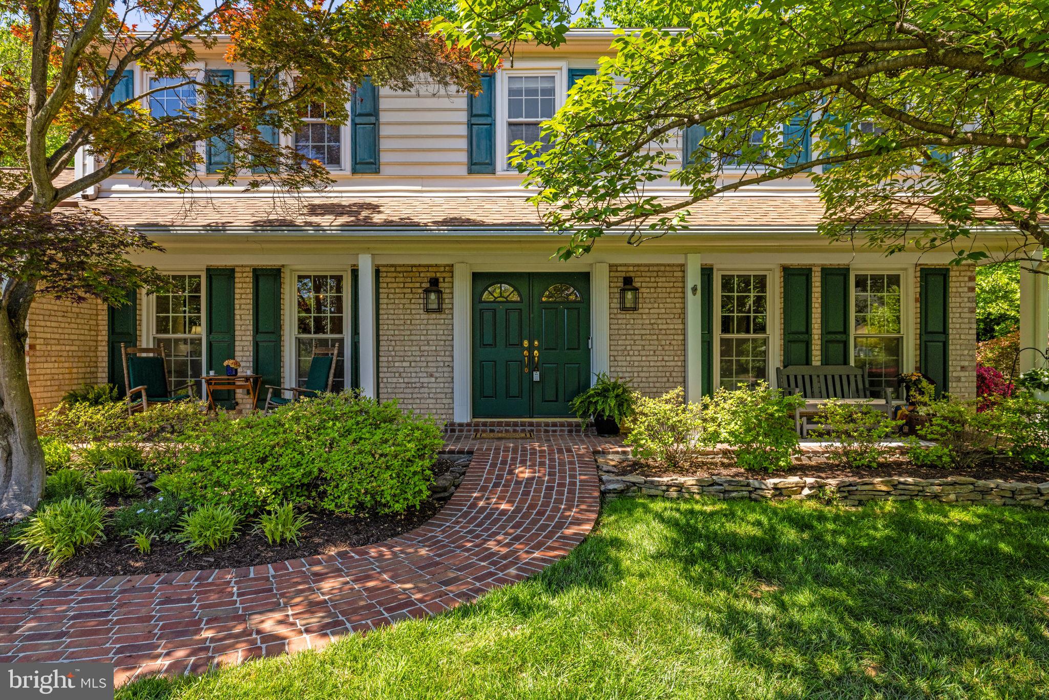 VIENNA OAKS - Residential