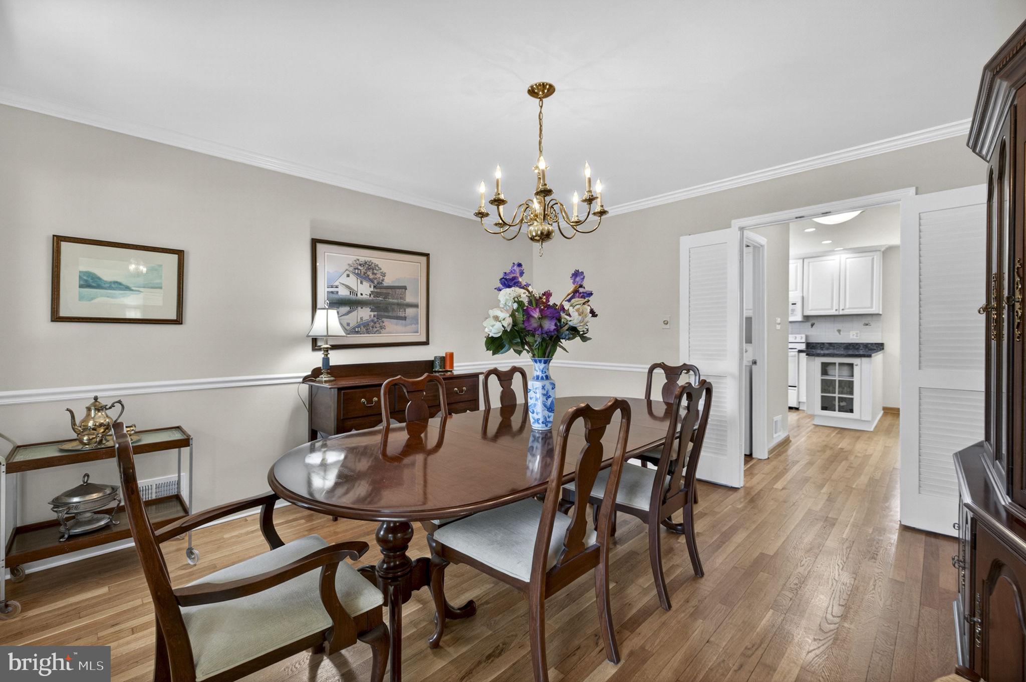 VIENNA OAKS - Residential