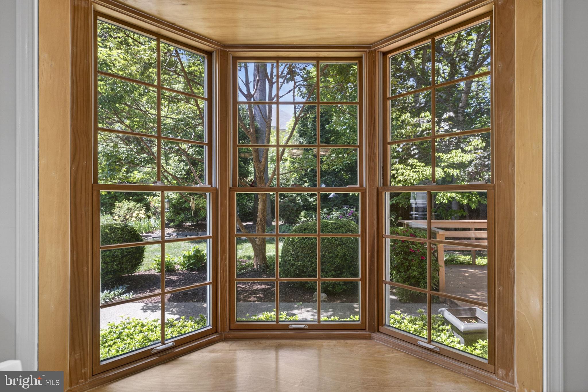 VIENNA OAKS - Residential