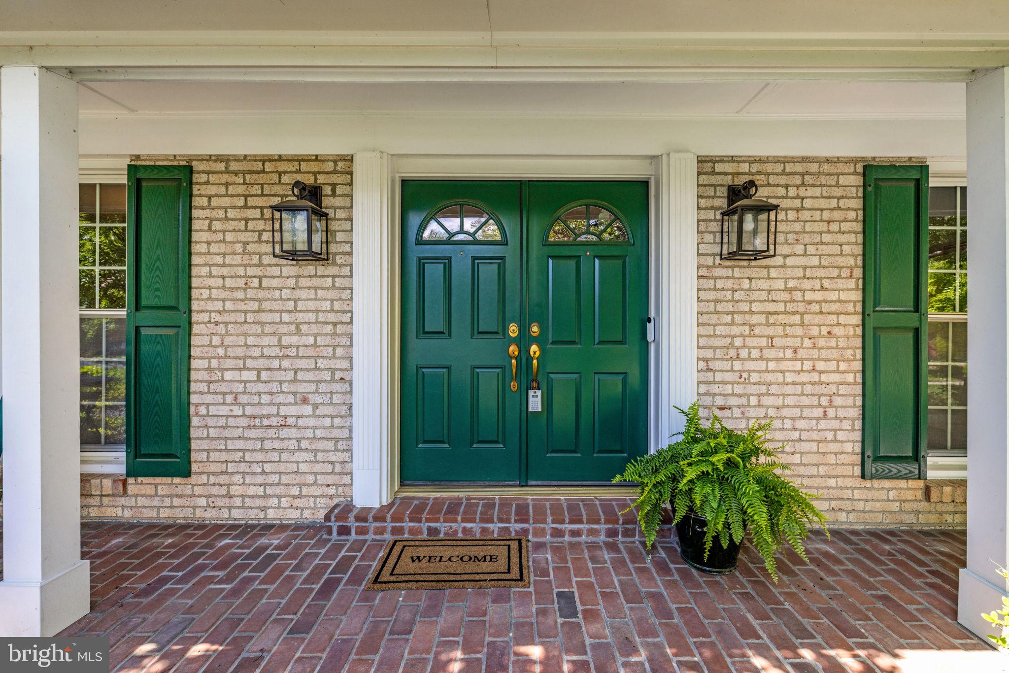VIENNA OAKS - Residential