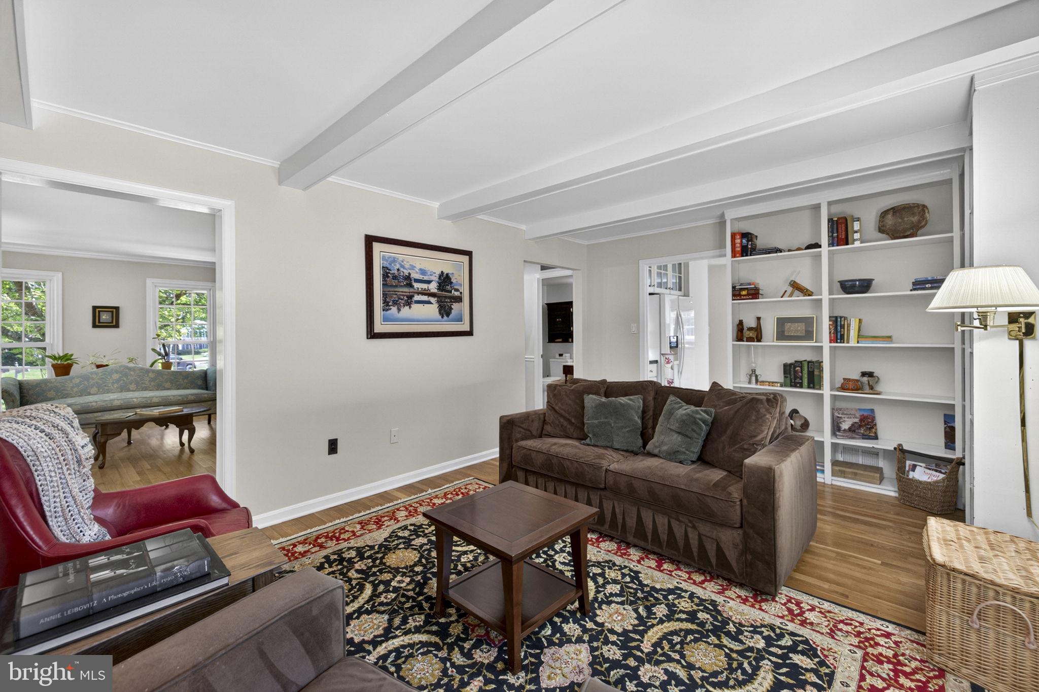 VIENNA OAKS - Residential