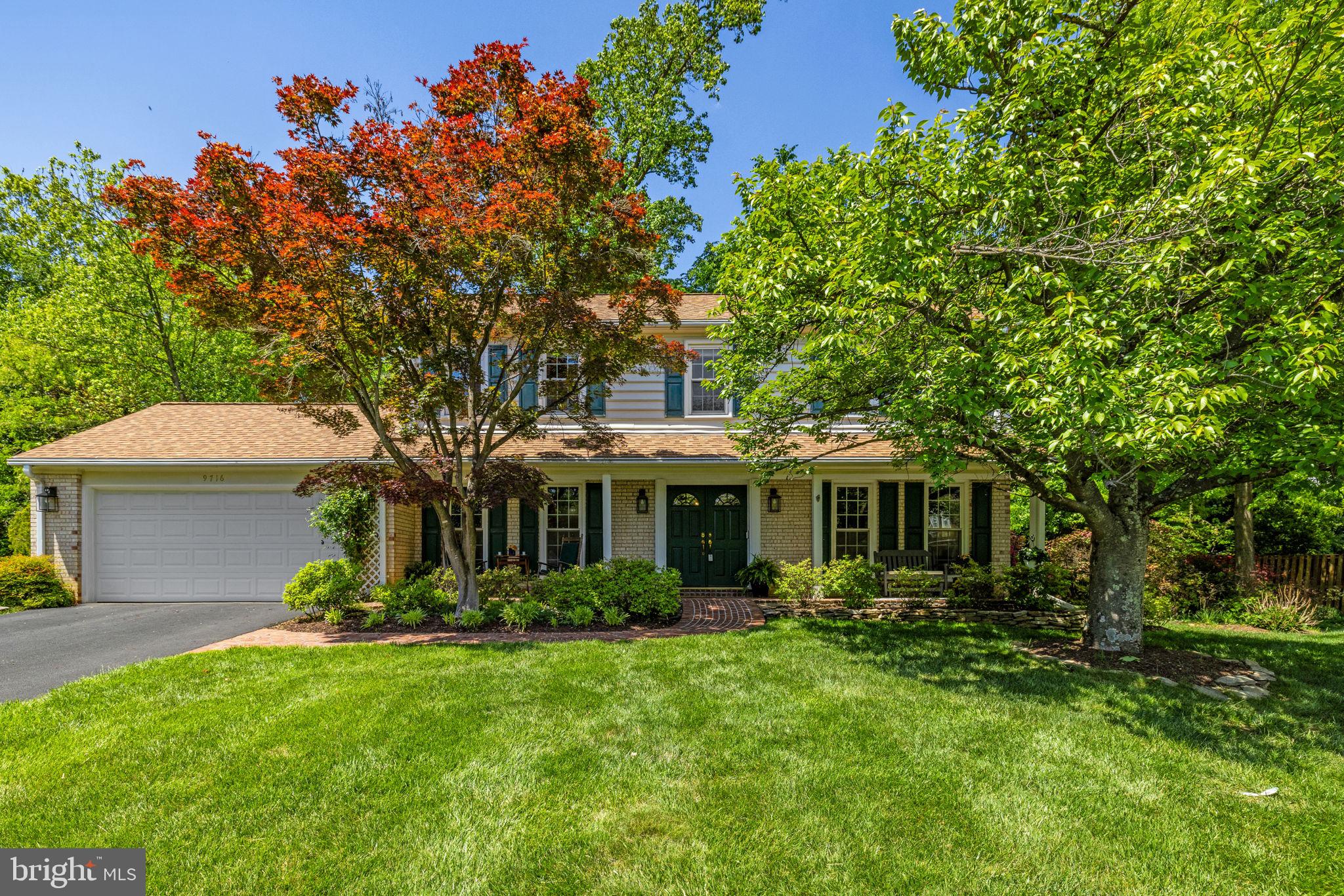 VIENNA OAKS - Residential