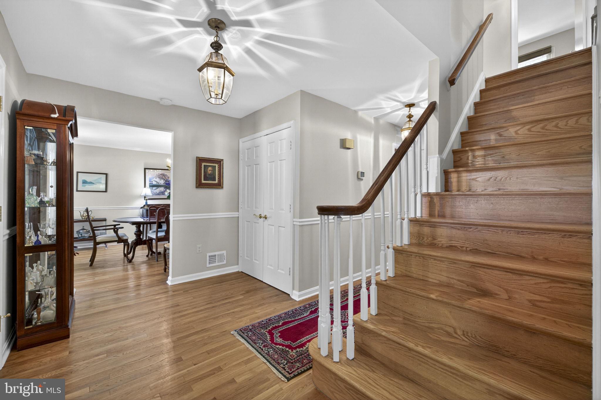 VIENNA OAKS - Residential