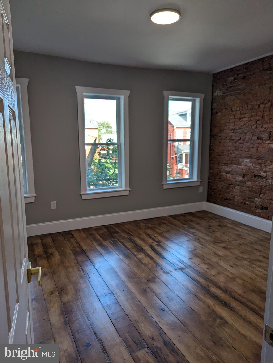 6TH WARD - Residential Lease