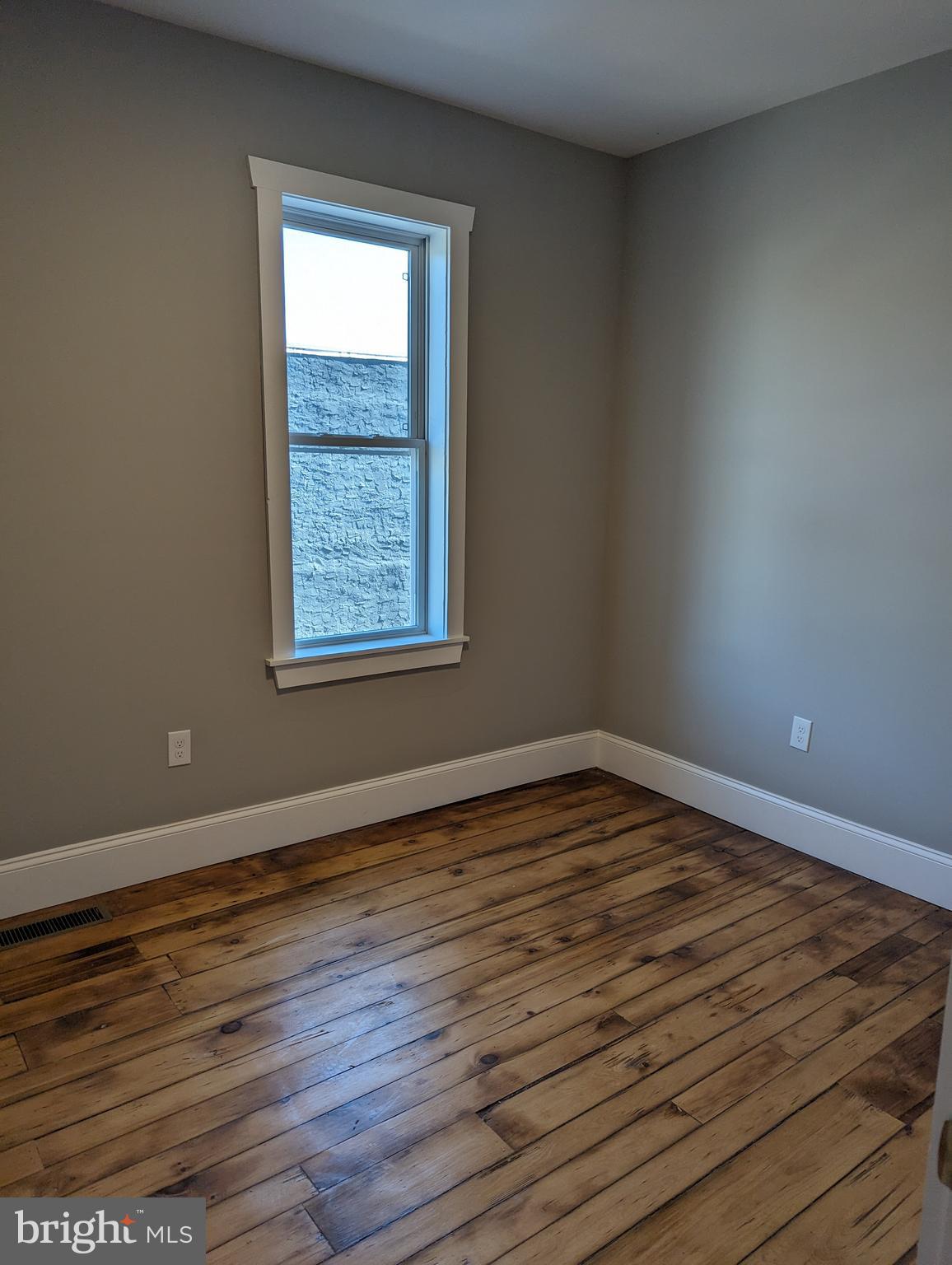 6TH WARD - Residential Lease