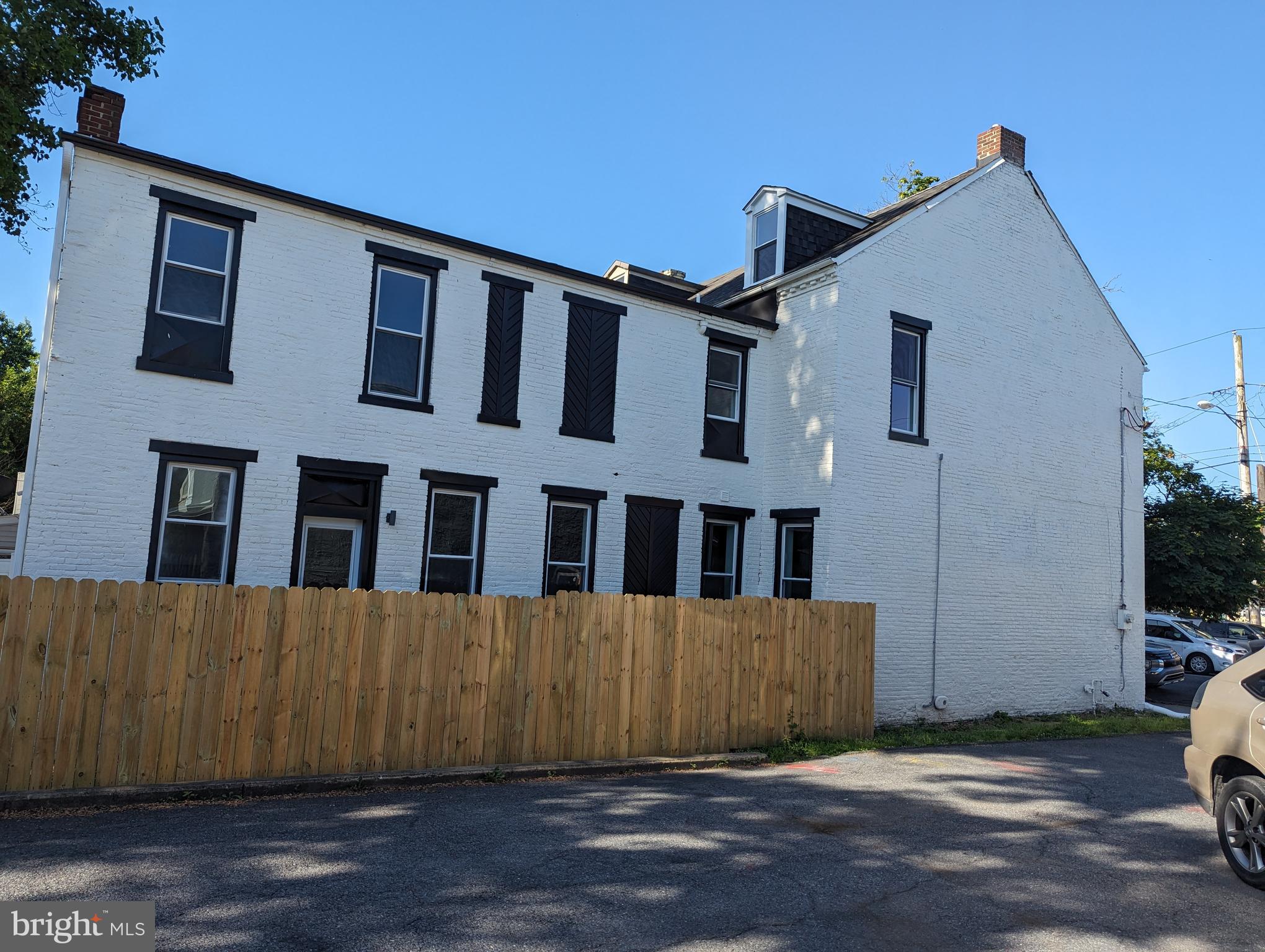 6TH WARD - Residential Lease