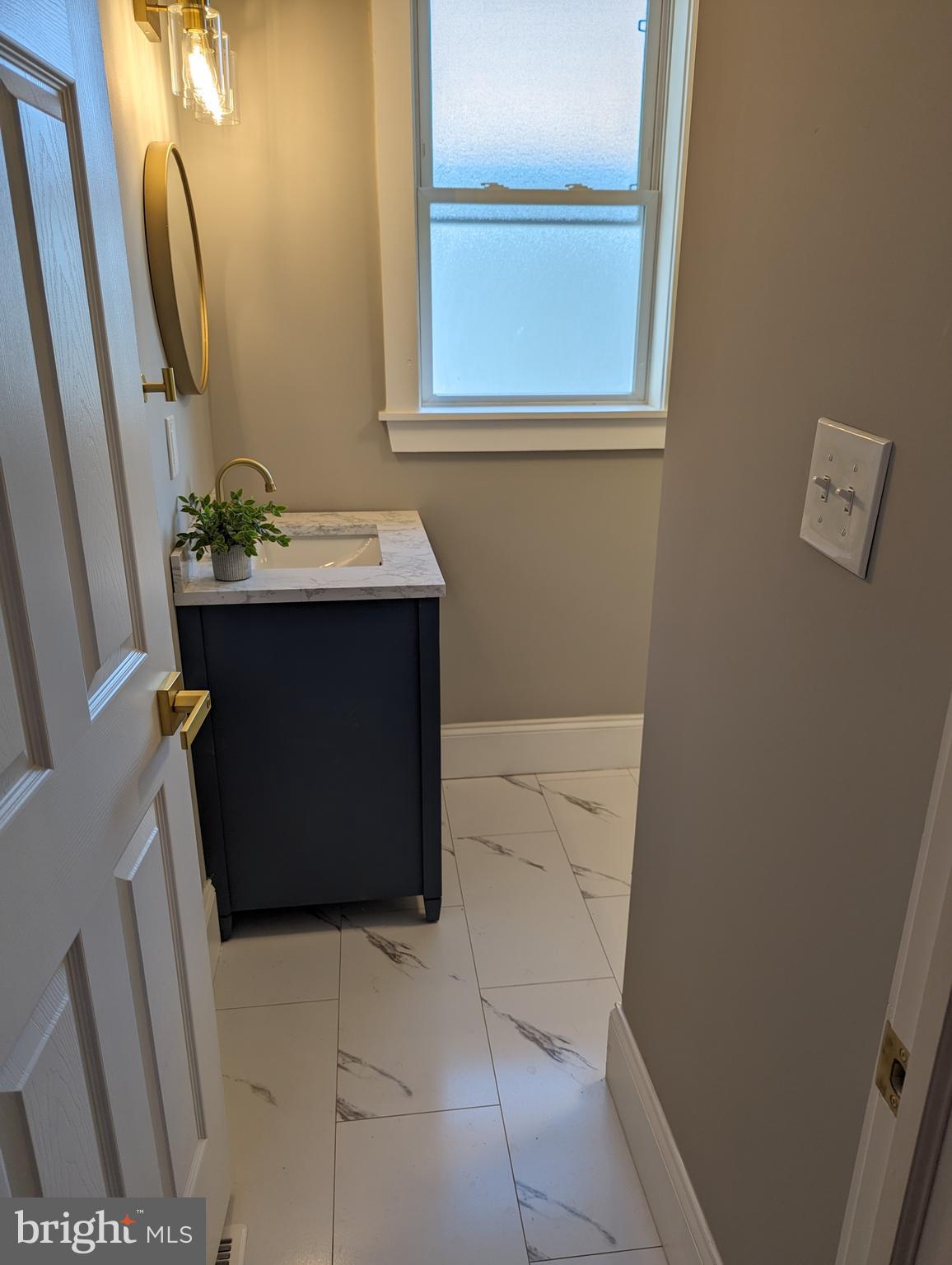 6TH WARD - Residential Lease