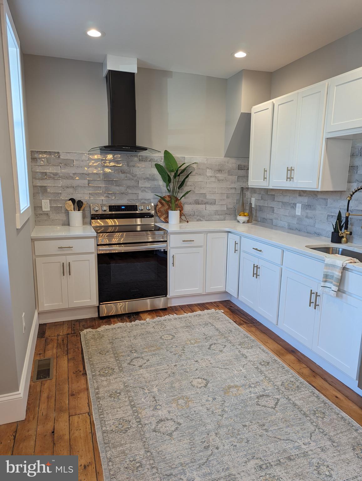 6TH WARD - Residential Lease