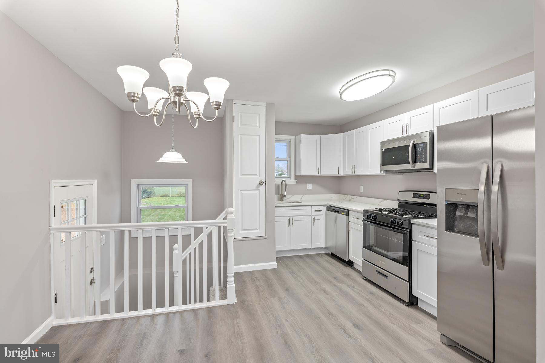 WINDSOR  MILL - Residential