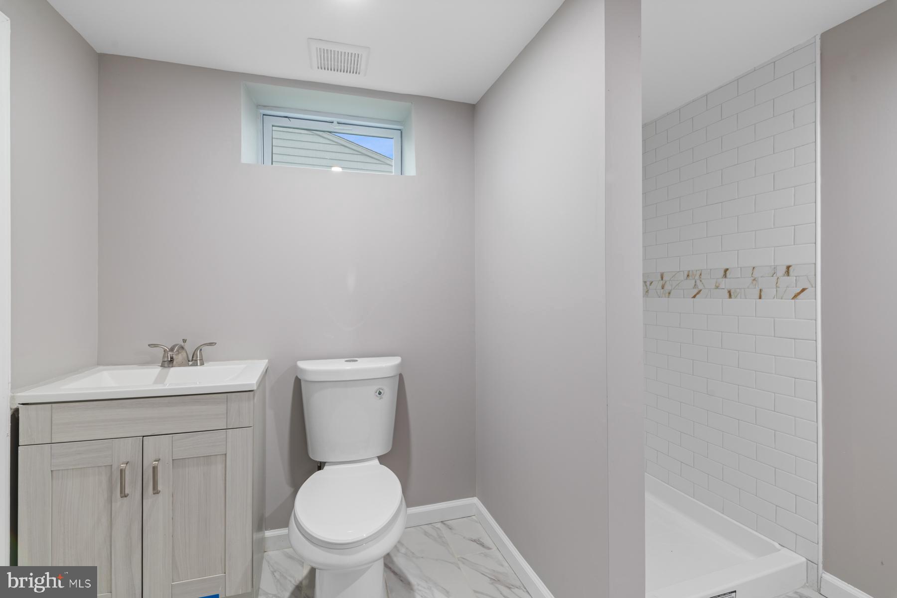 WINDSOR  MILL - Residential