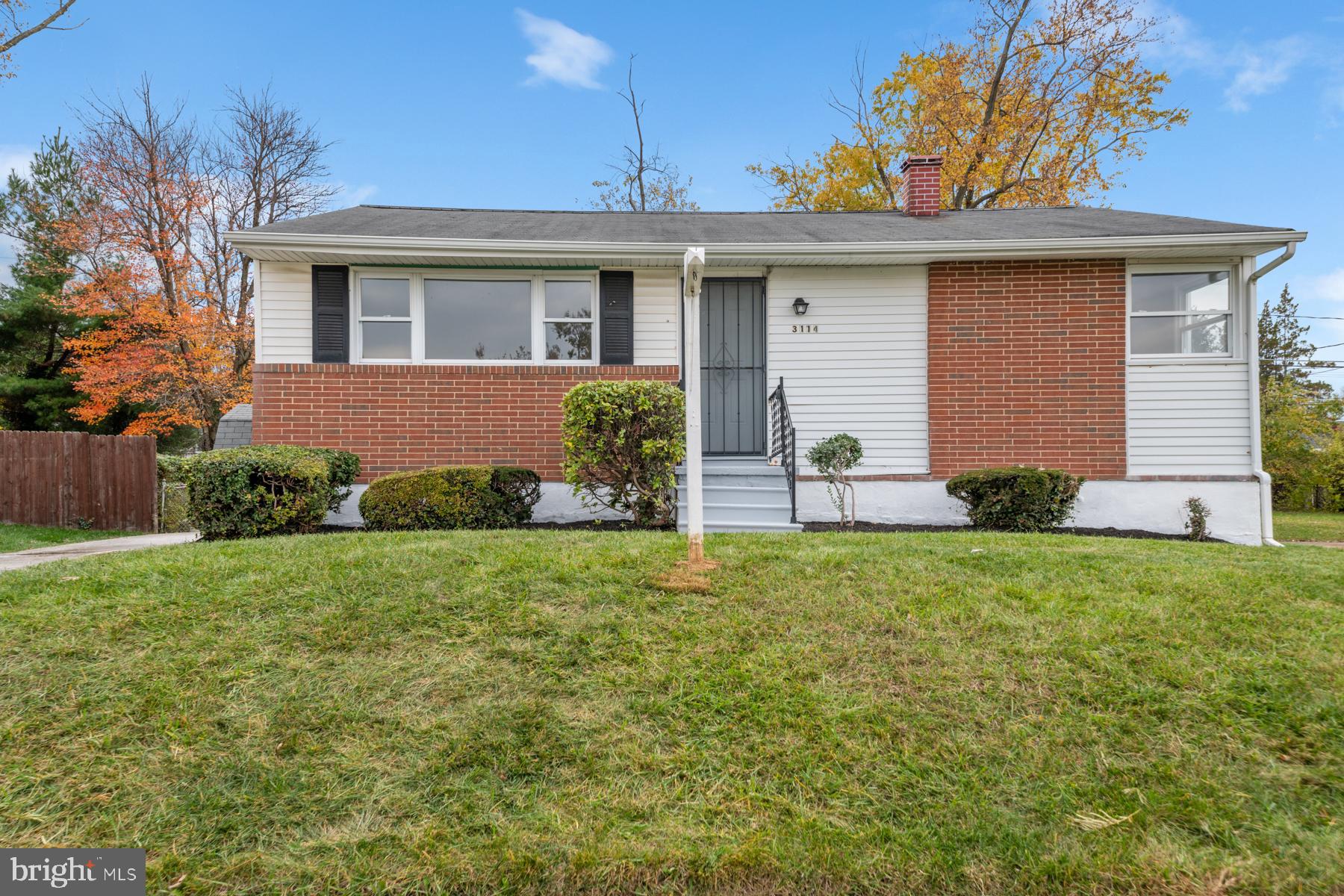 WINDSOR  MILL - Residential