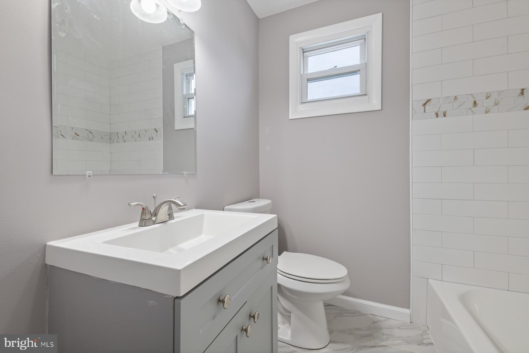 WINDSOR  MILL - Residential