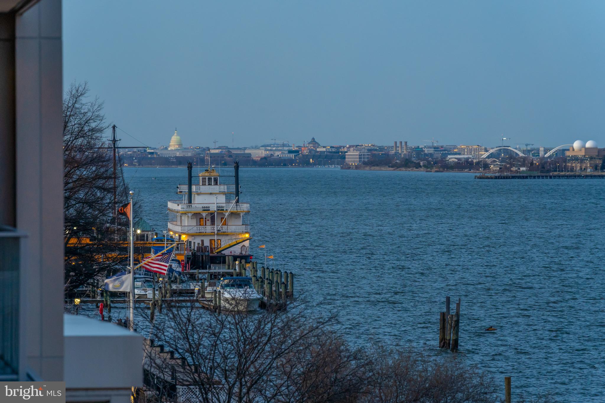 ROBINSON LANDING - Residential