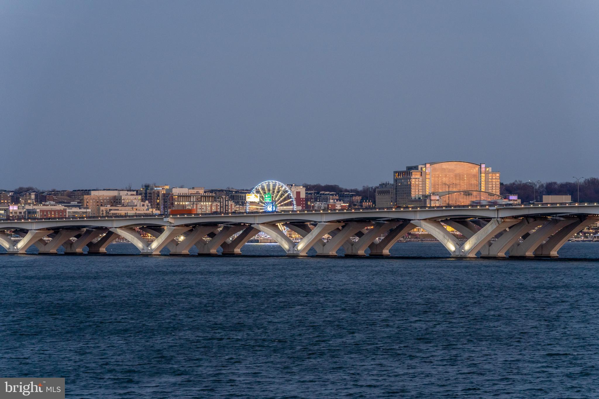 ROBINSON LANDING - Residential