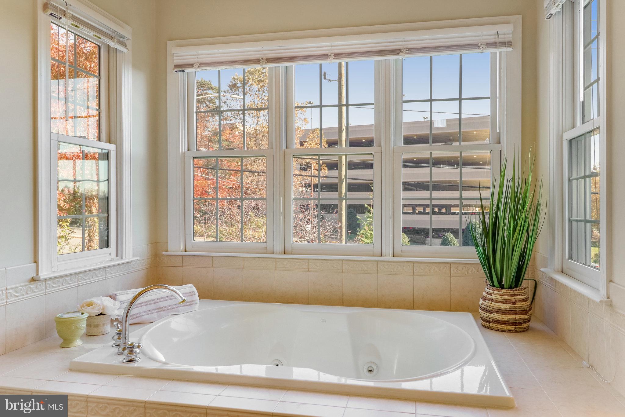 WAKEFIELD FOREST - Residential