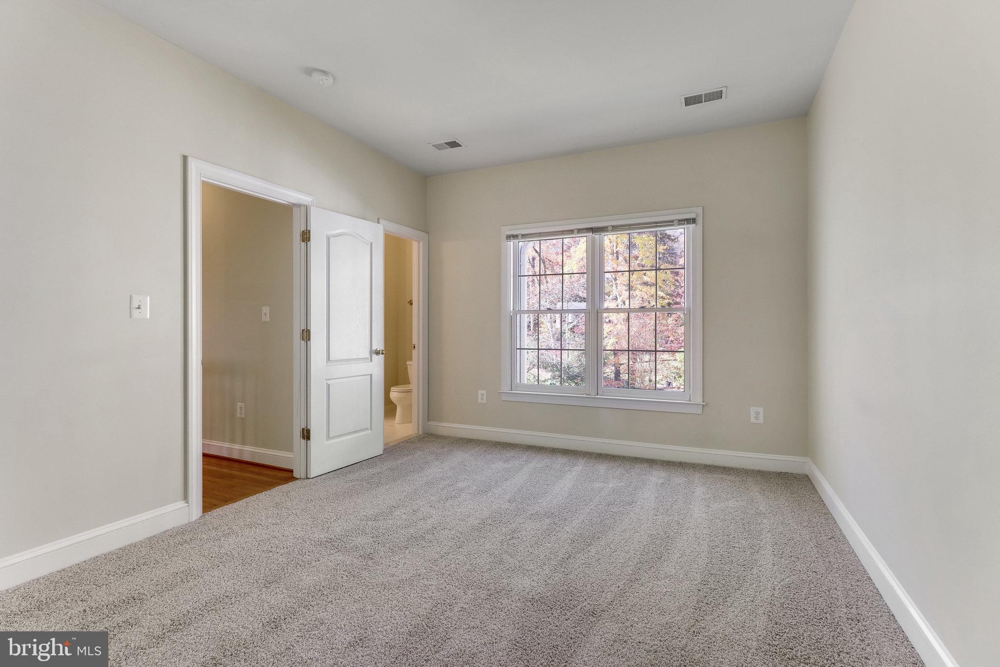 WAKEFIELD FOREST - Residential