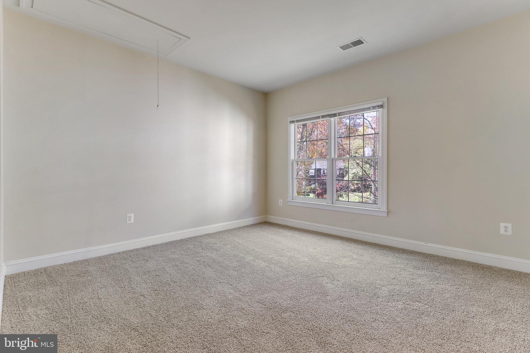 WAKEFIELD FOREST - Residential