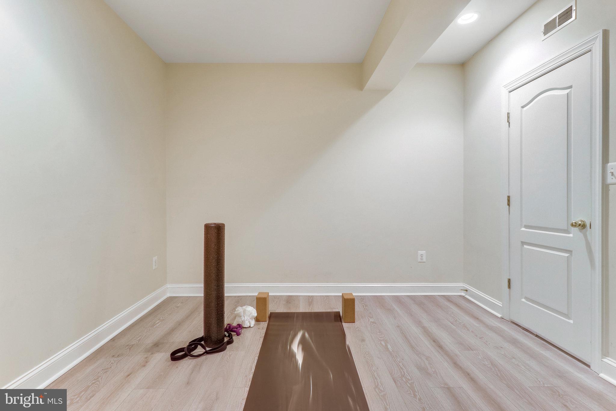 WAKEFIELD FOREST - Residential