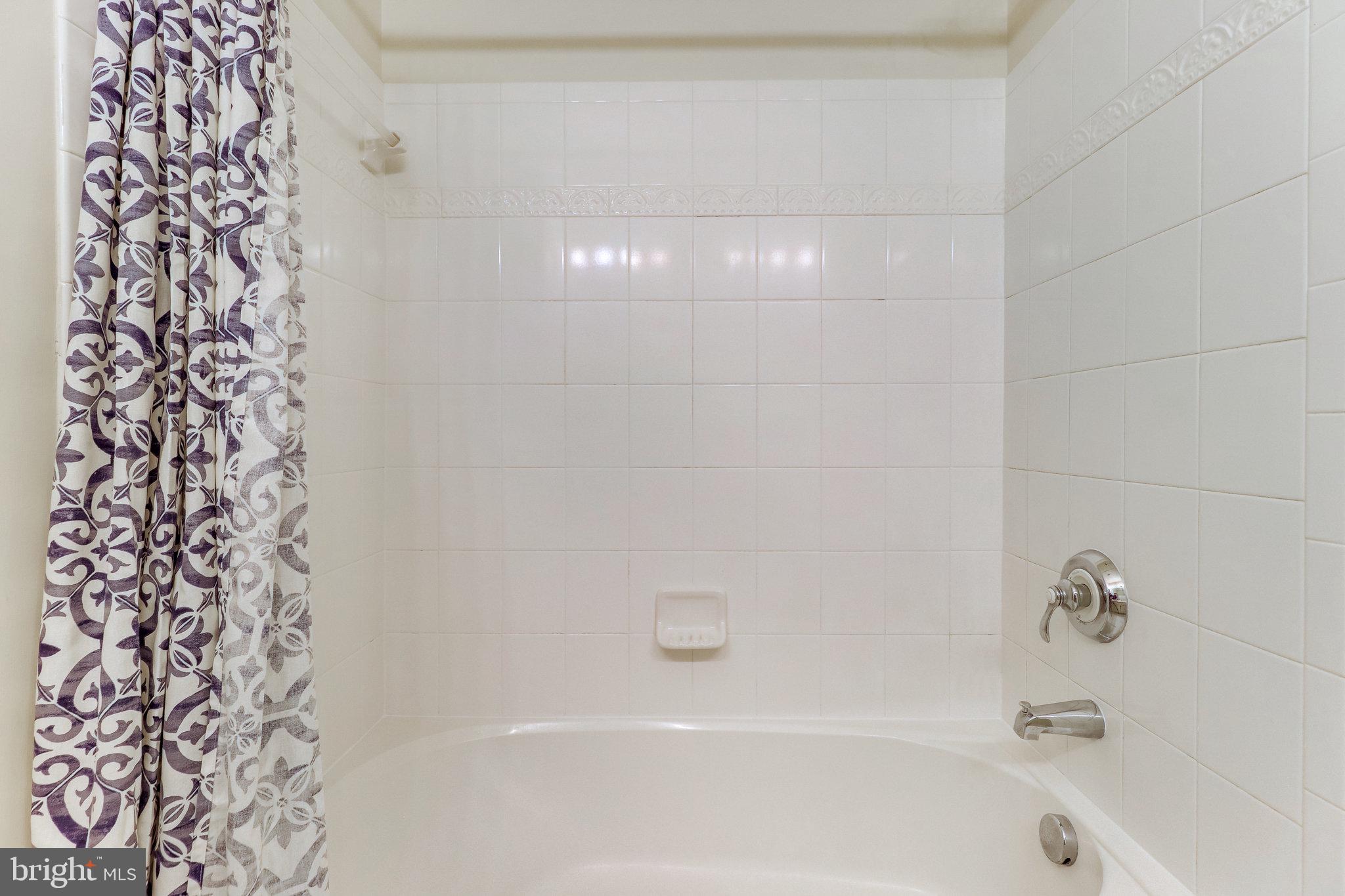 WAKEFIELD FOREST - Residential