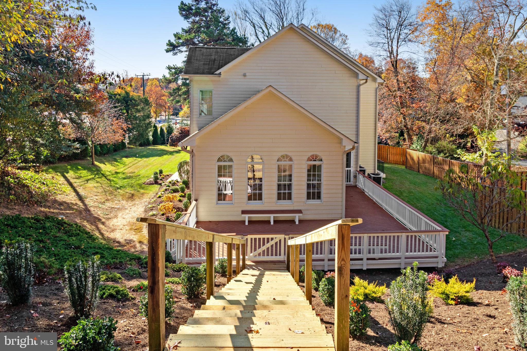 WAKEFIELD FOREST - Residential