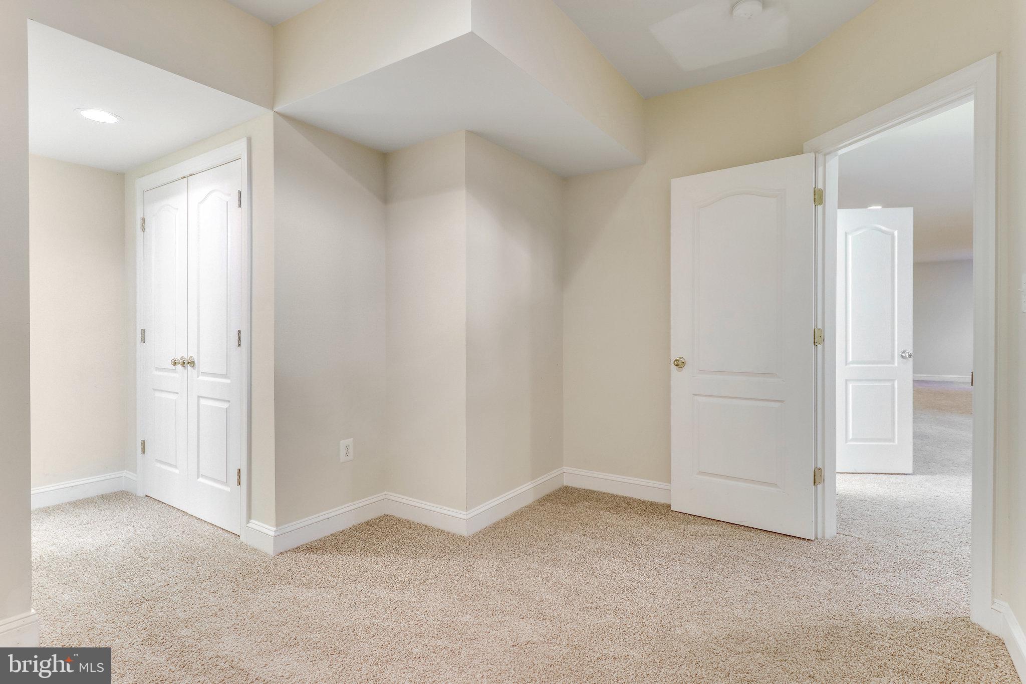 WAKEFIELD FOREST - Residential