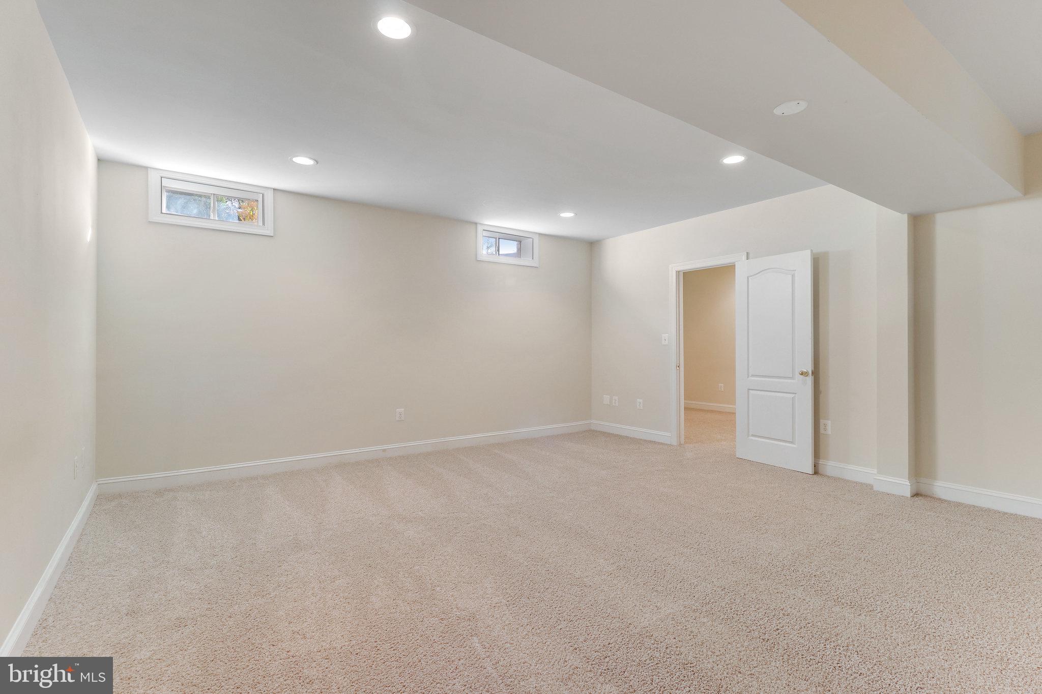 WAKEFIELD FOREST - Residential