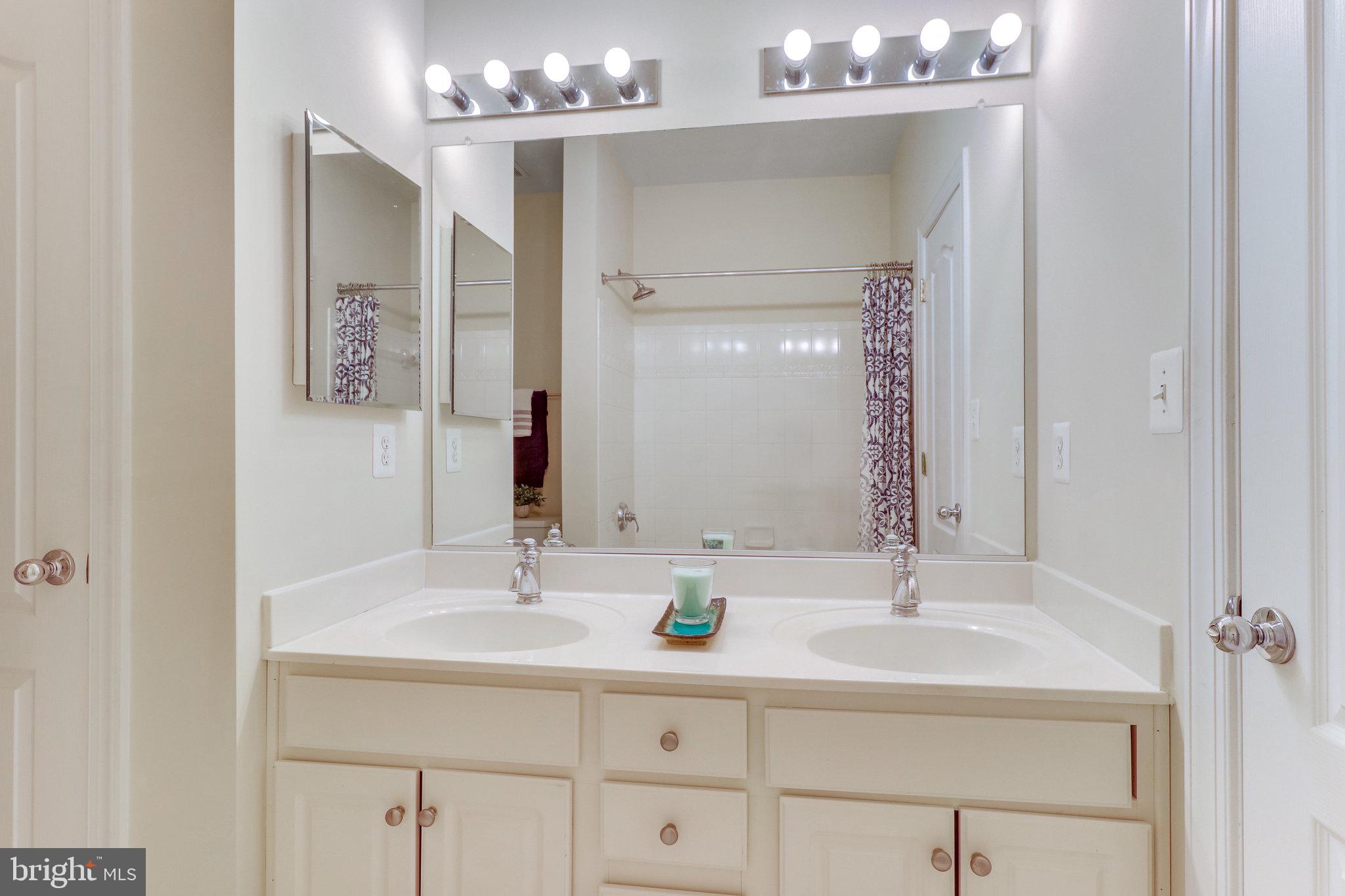 WAKEFIELD FOREST - Residential