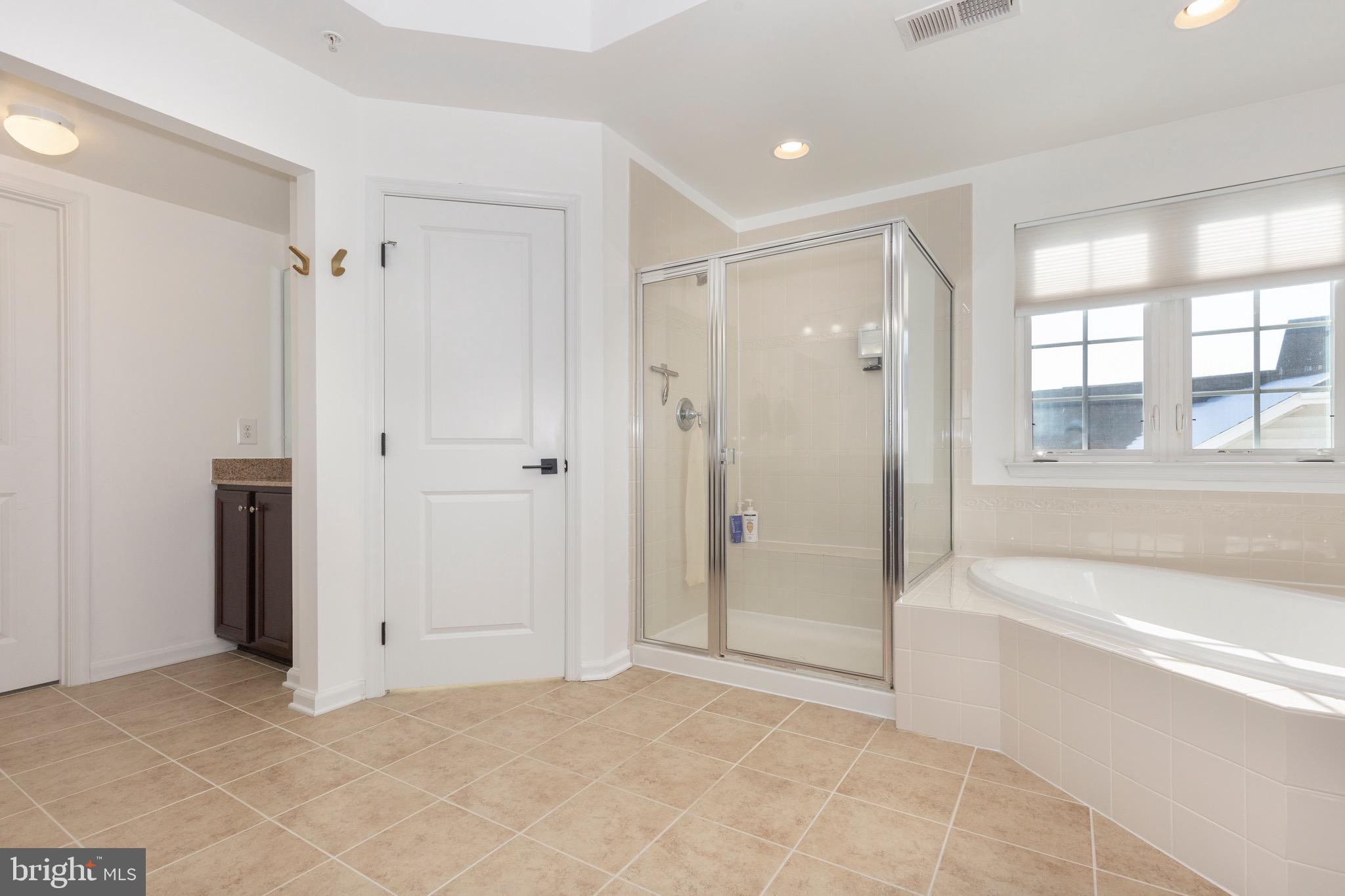 BOLTON HILL - Residential