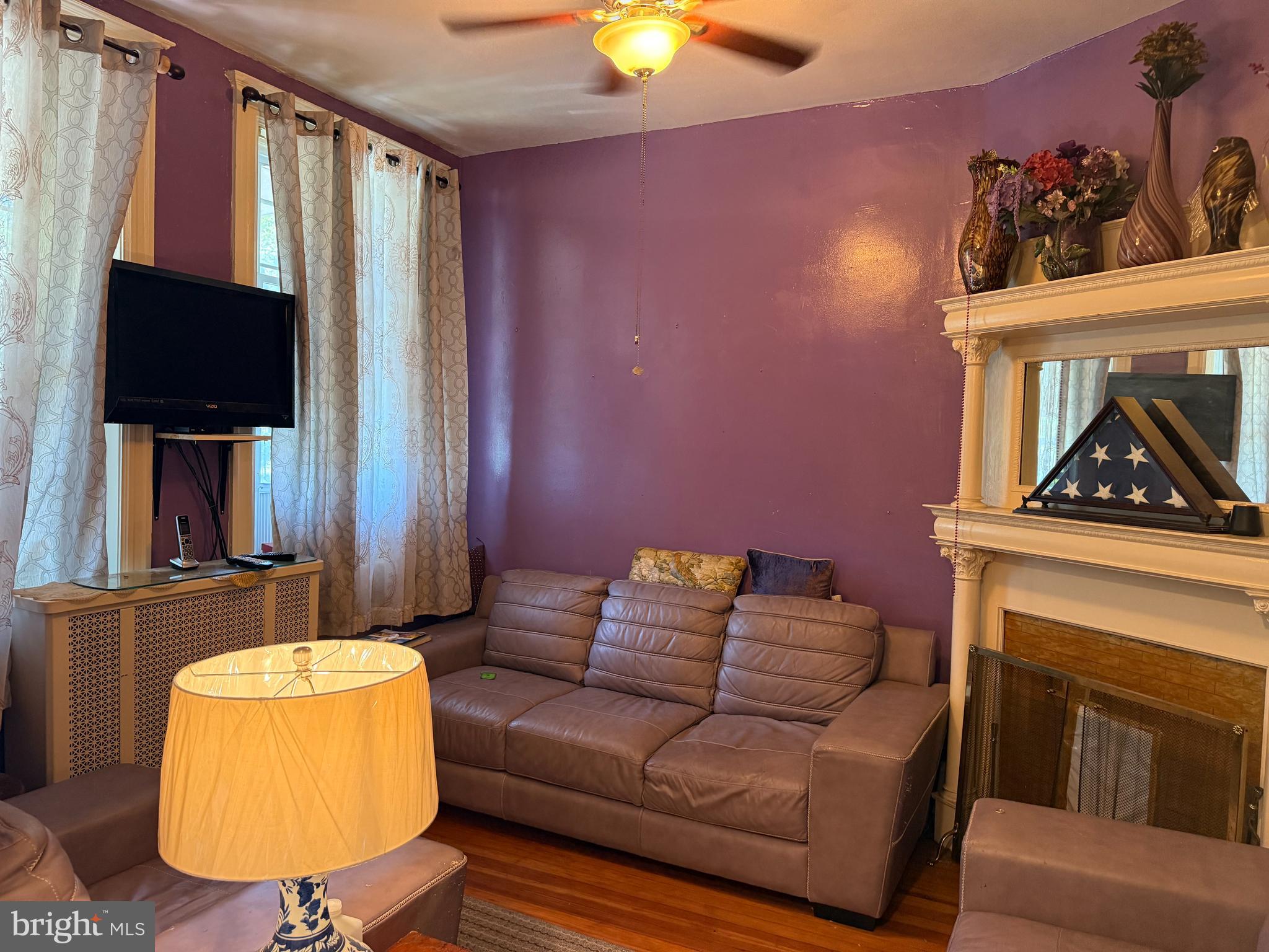1121 8TH STREET NE