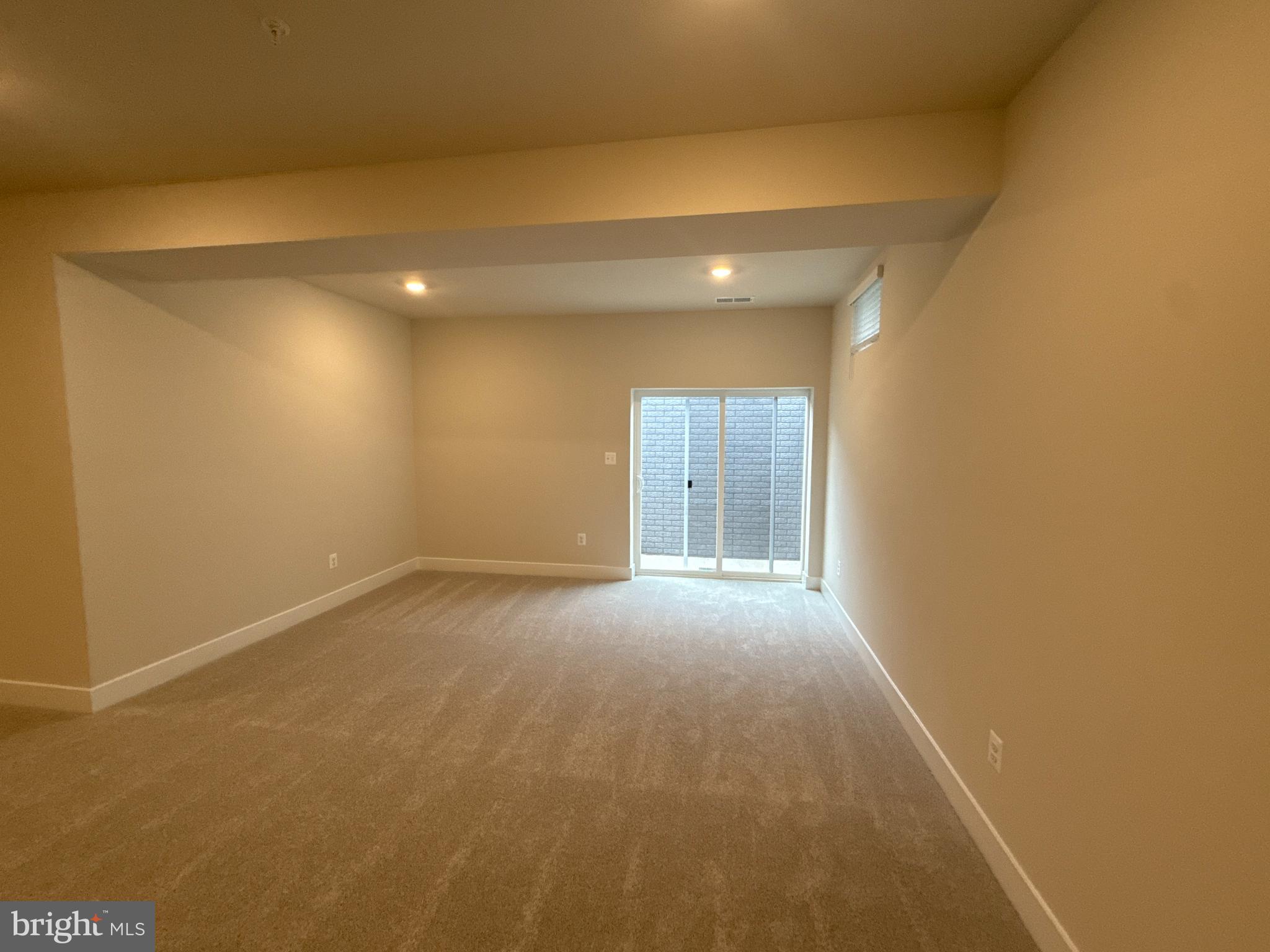 PARKSIDE PRESERVE - Residential