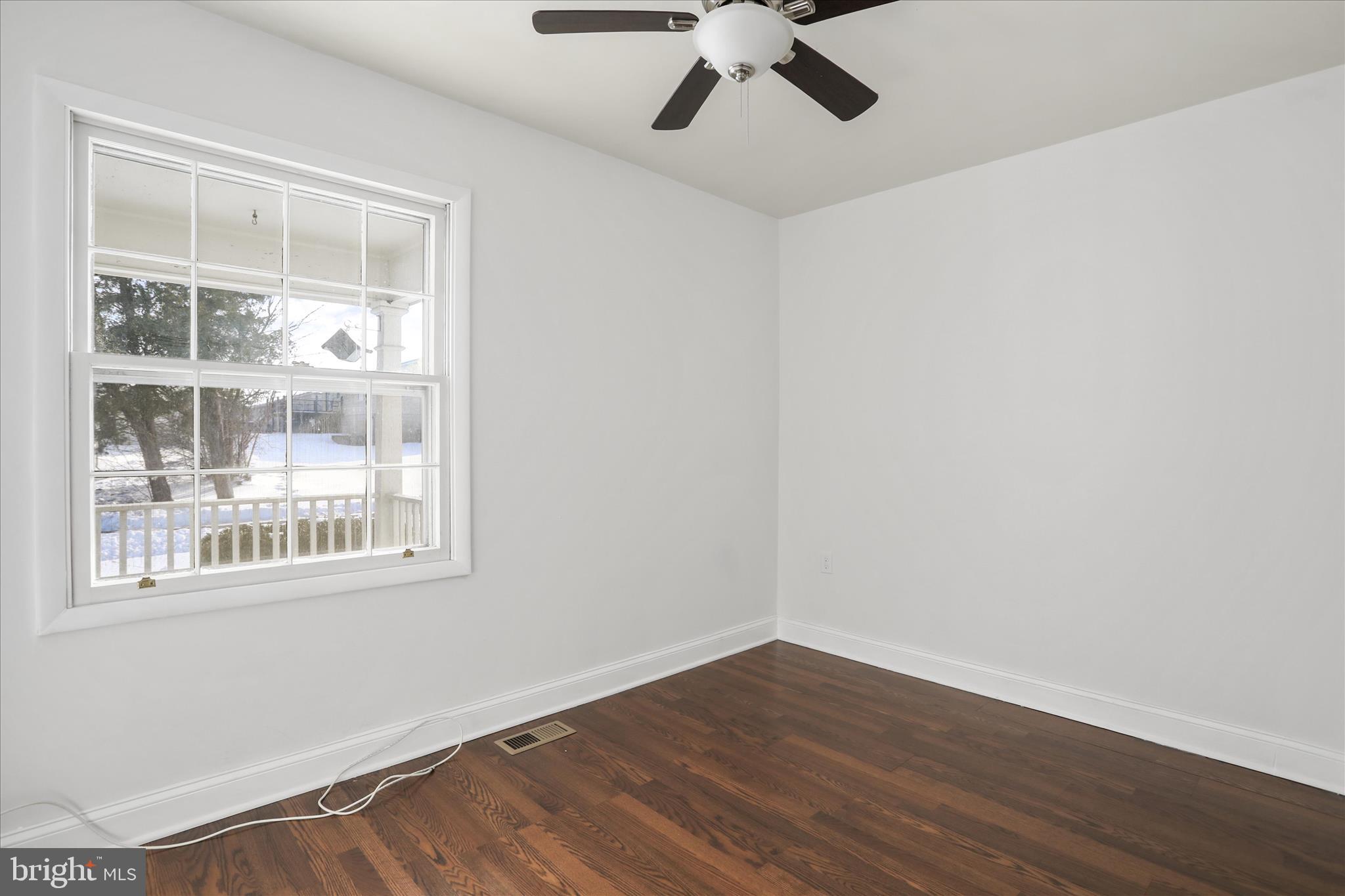 ORCHARD HILLS - Residential