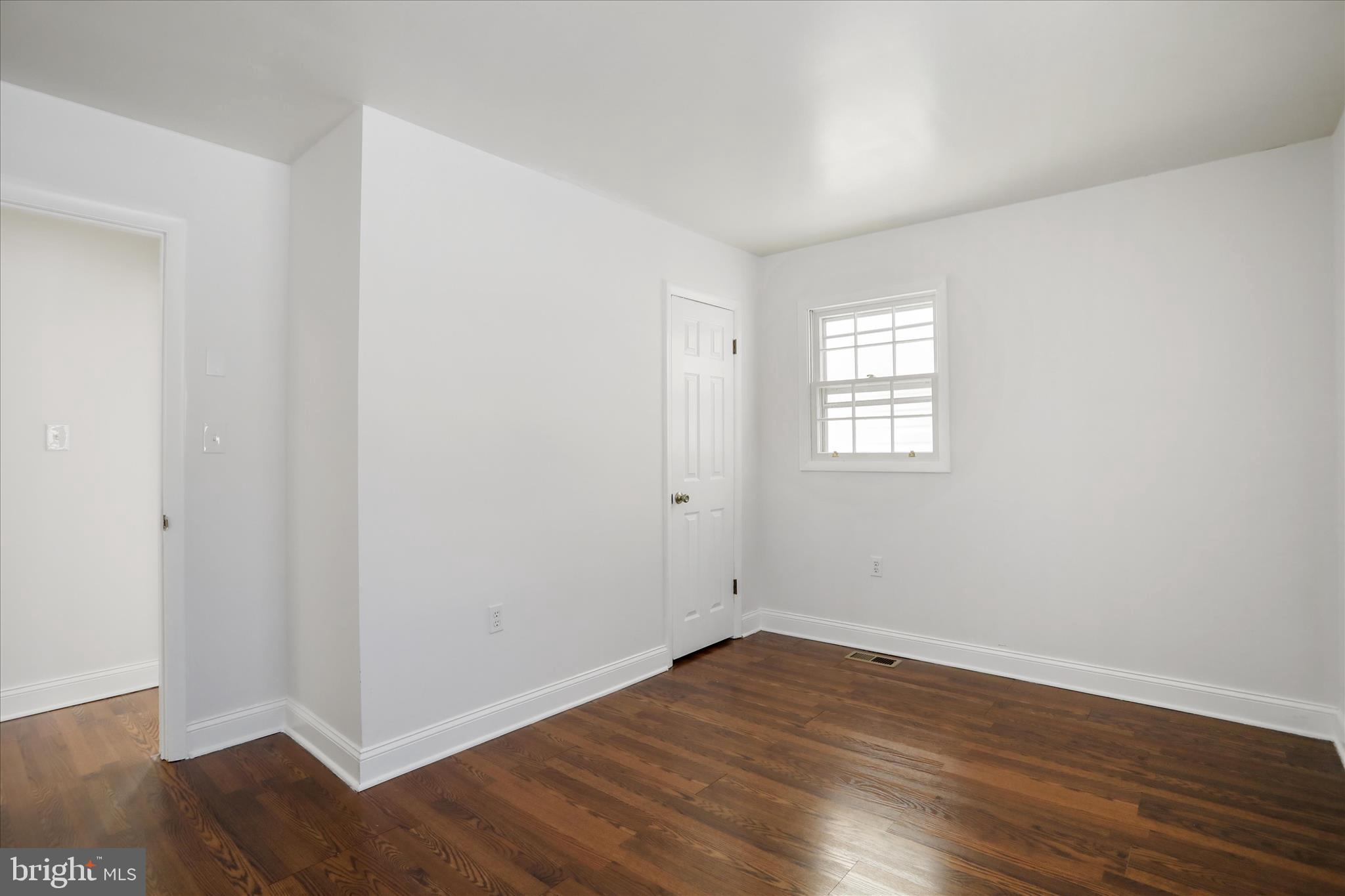 ORCHARD HILLS - Residential