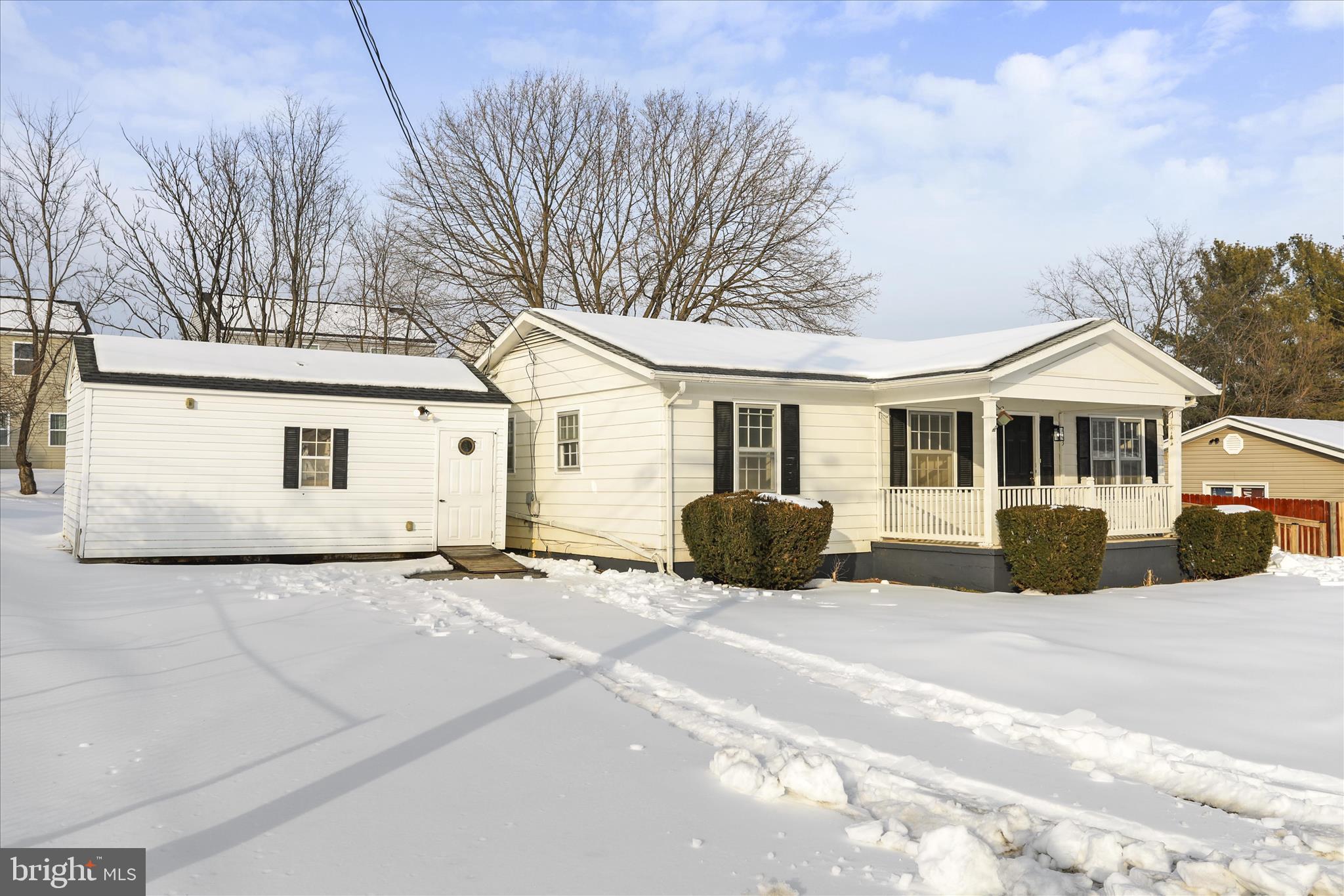 ORCHARD HILLS - Residential