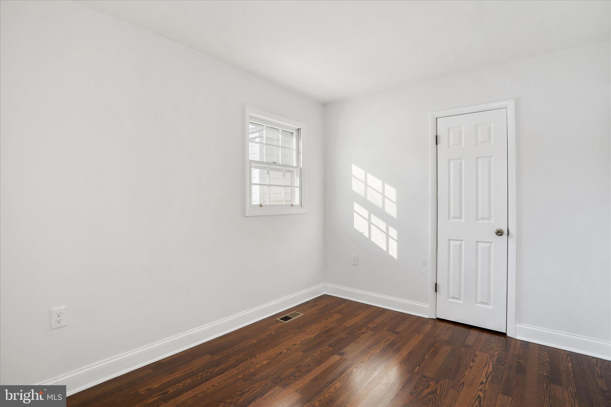 ORCHARD HILLS - Residential