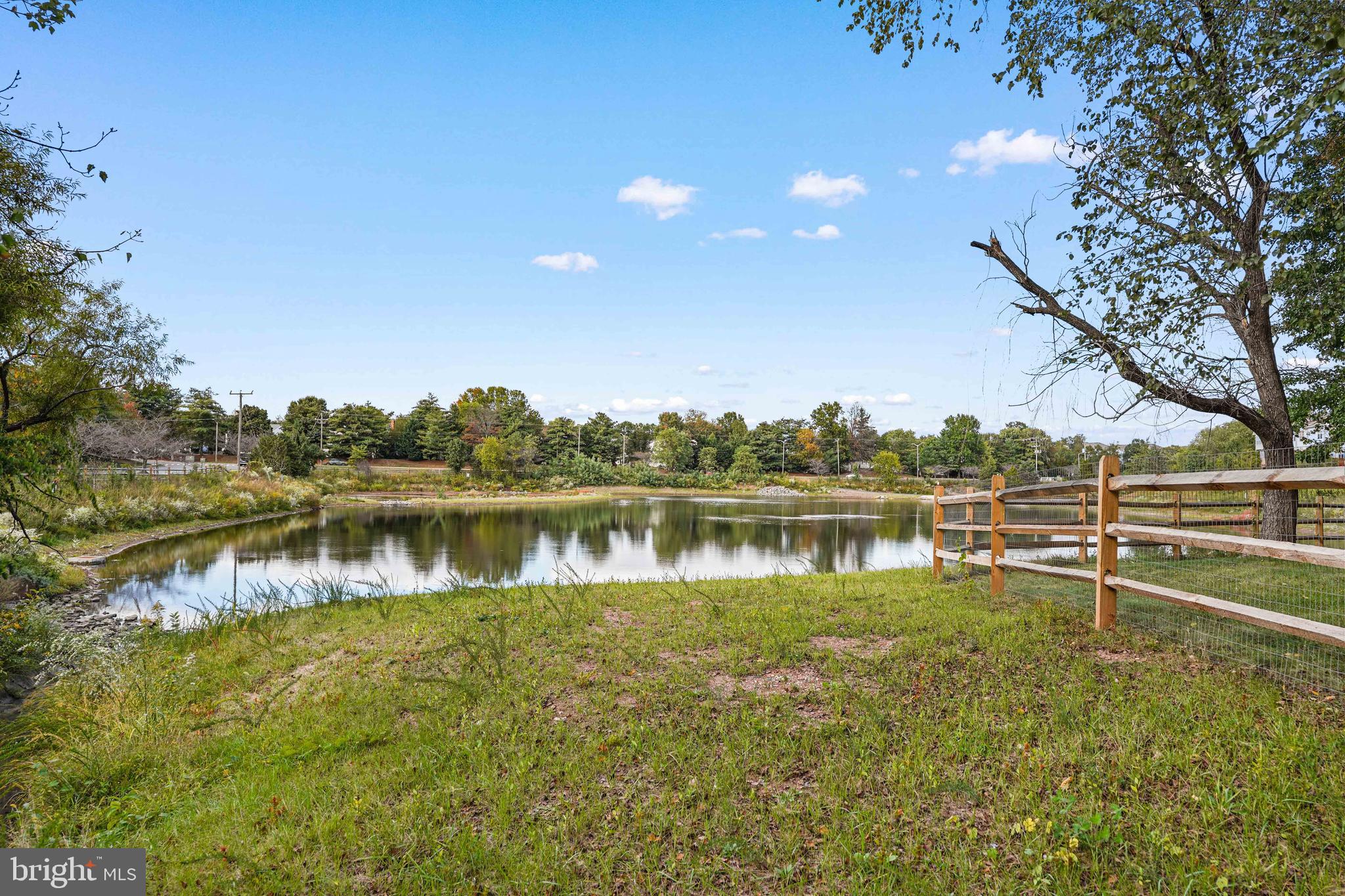 WELLINGTON/CLOVERHILL - Residential