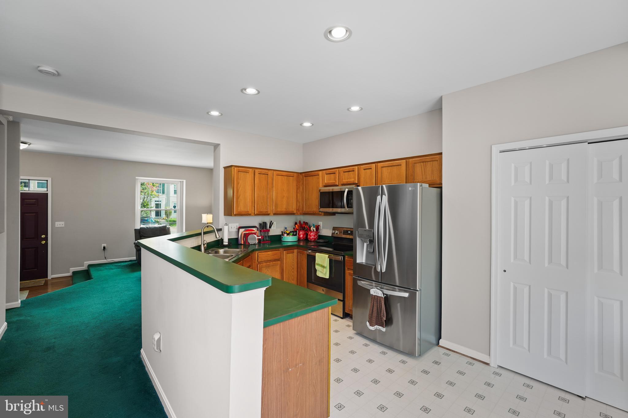 WELLINGTON/CLOVERHILL - Residential