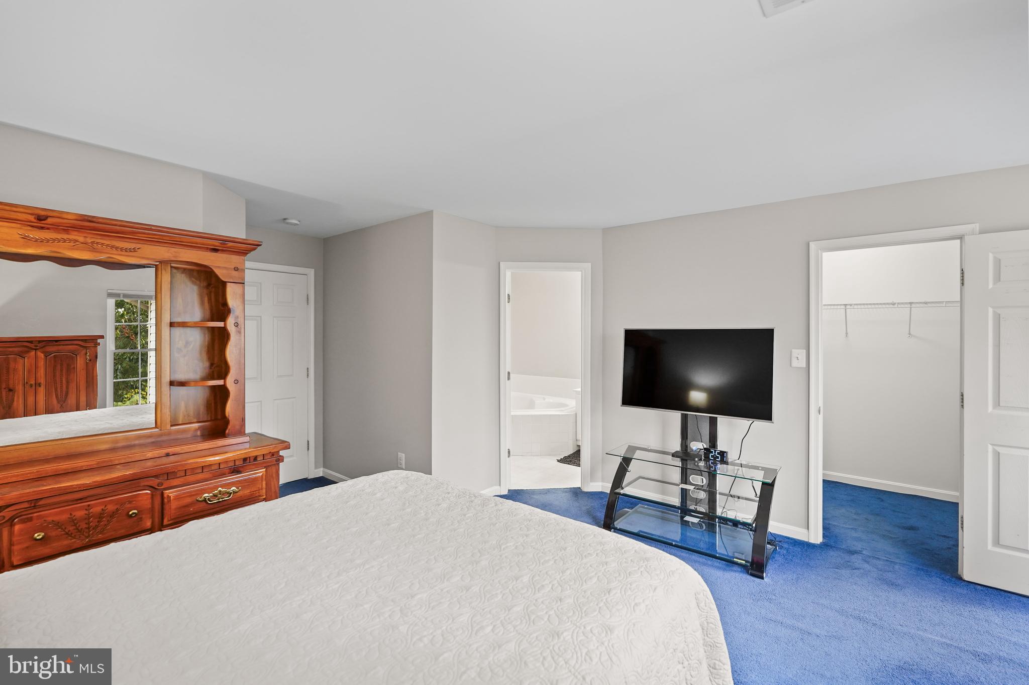 WELLINGTON/CLOVERHILL - Residential