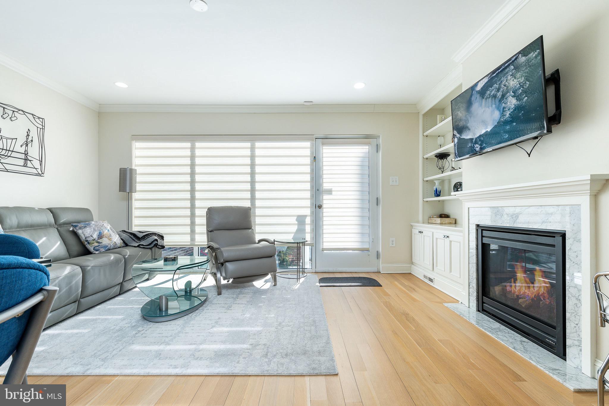 RITTENHOUSE SQUARE - Residential