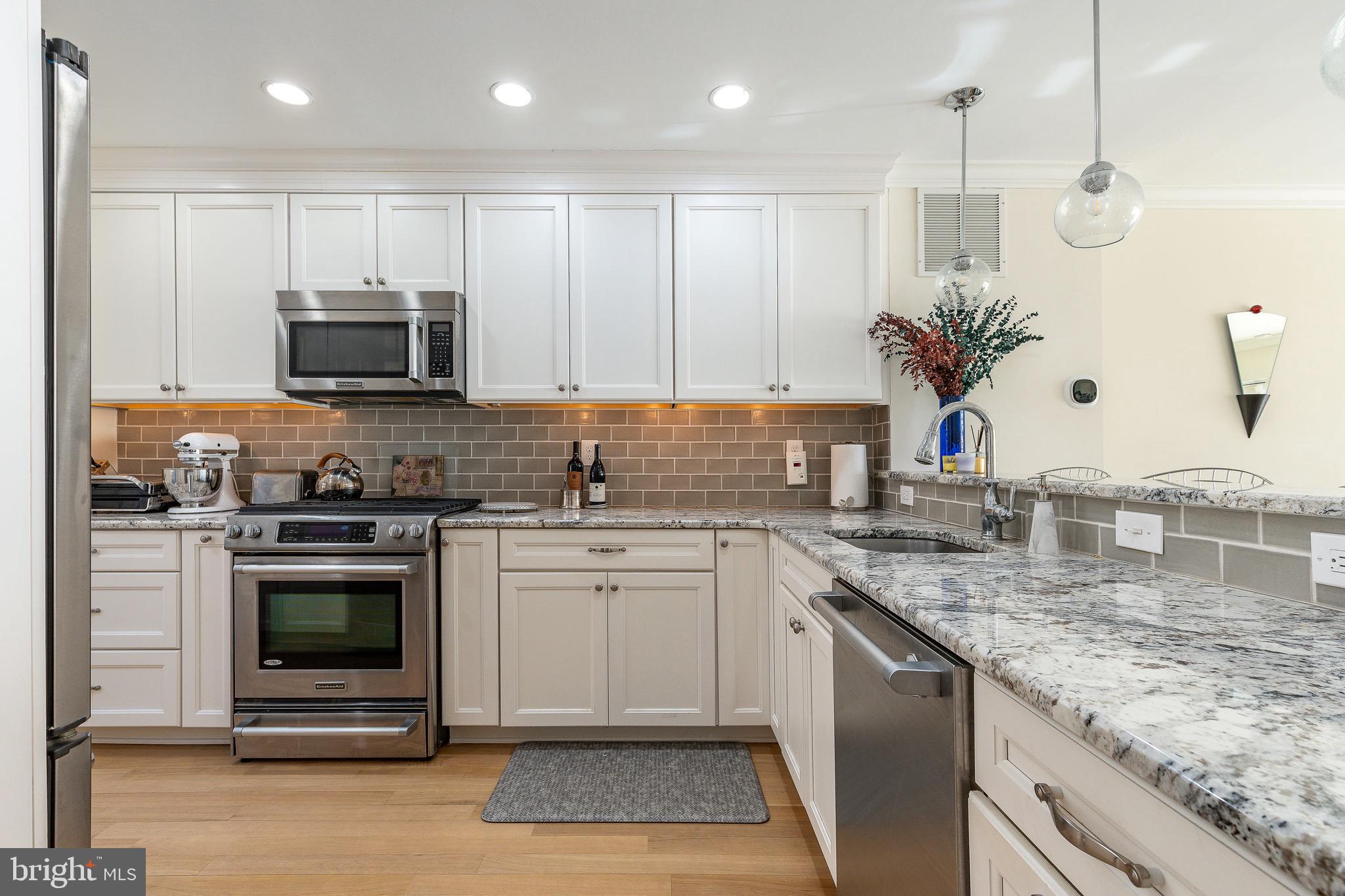 RITTENHOUSE SQUARE - Residential