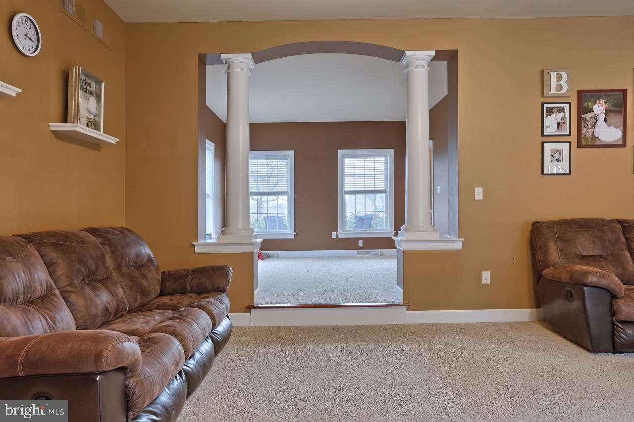 APPLE CREEK - Residential