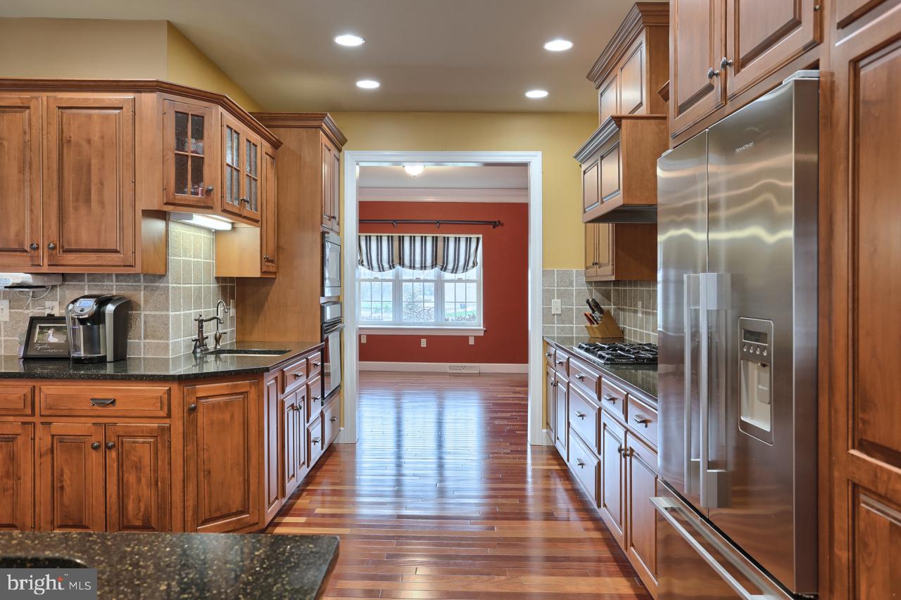APPLE CREEK - Residential