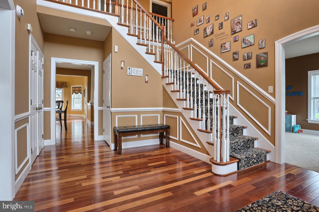 APPLE CREEK - Residential