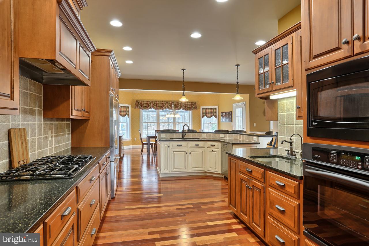 APPLE CREEK - Residential