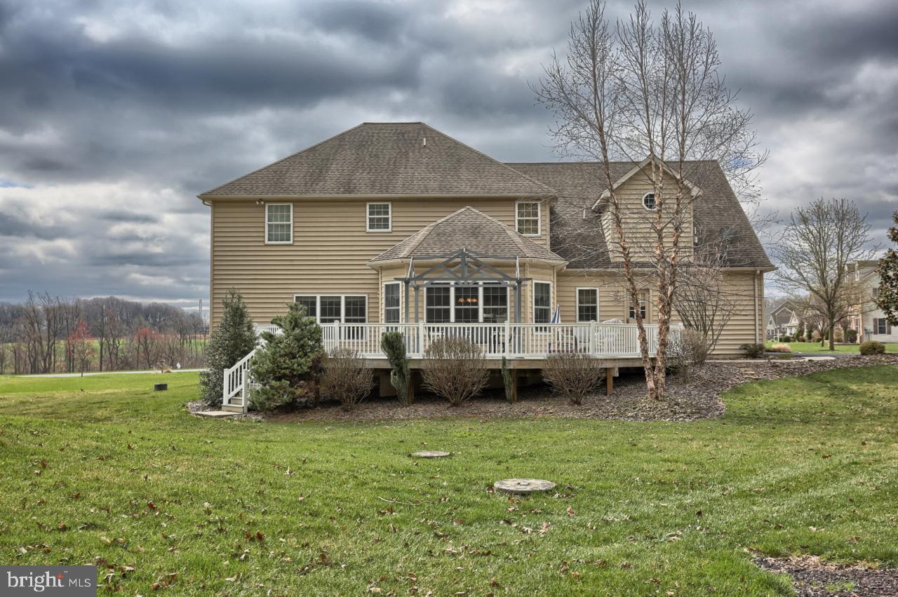 APPLE CREEK - Residential