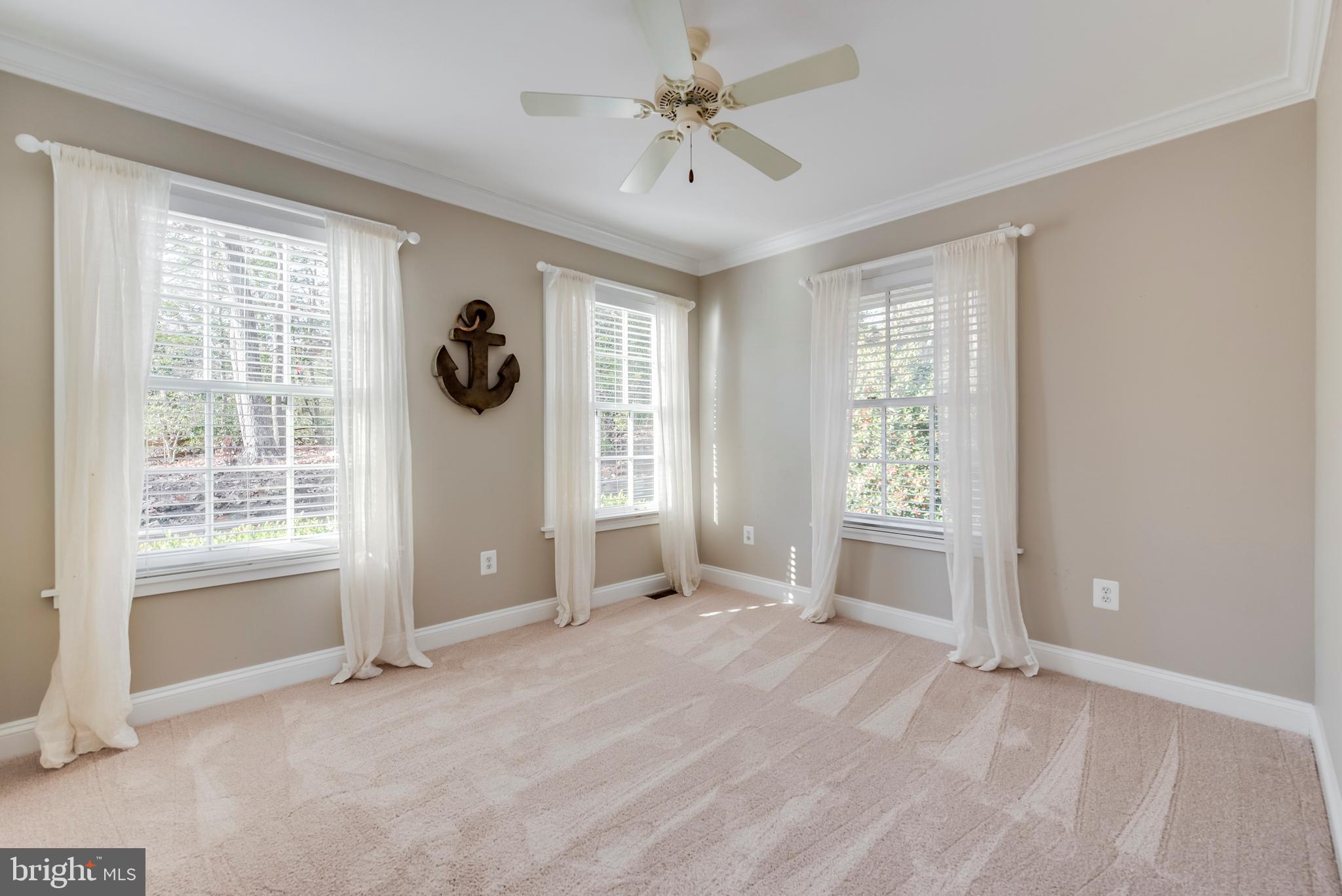 ANNAPOLIS ROADS - Residential