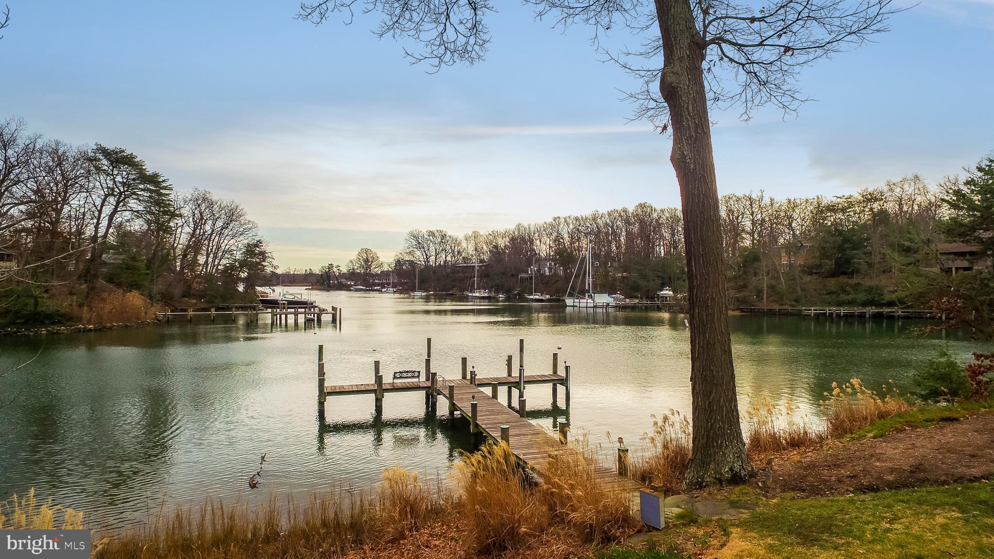 ANNAPOLIS ROADS - Residential