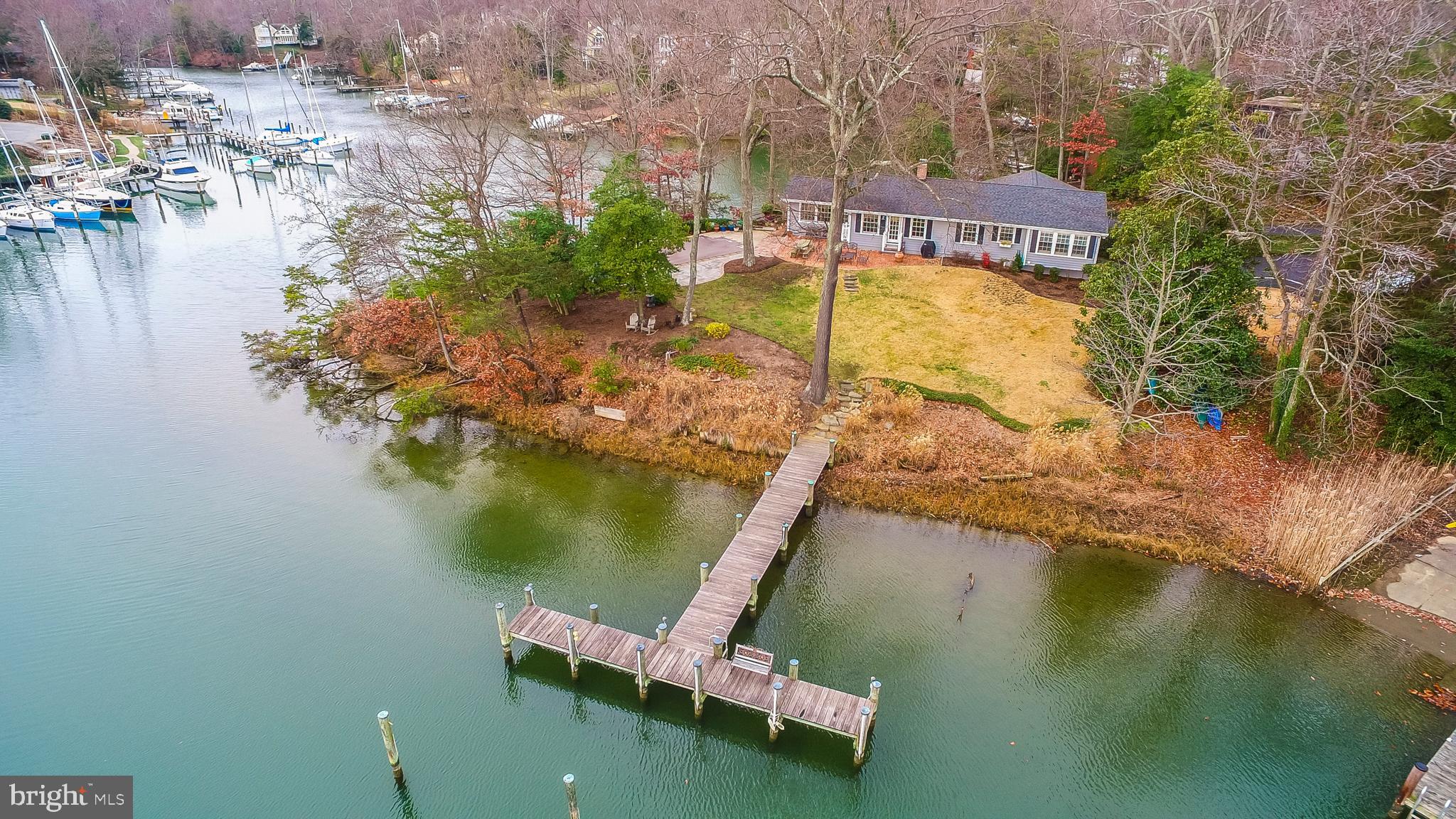 ANNAPOLIS ROADS - Residential